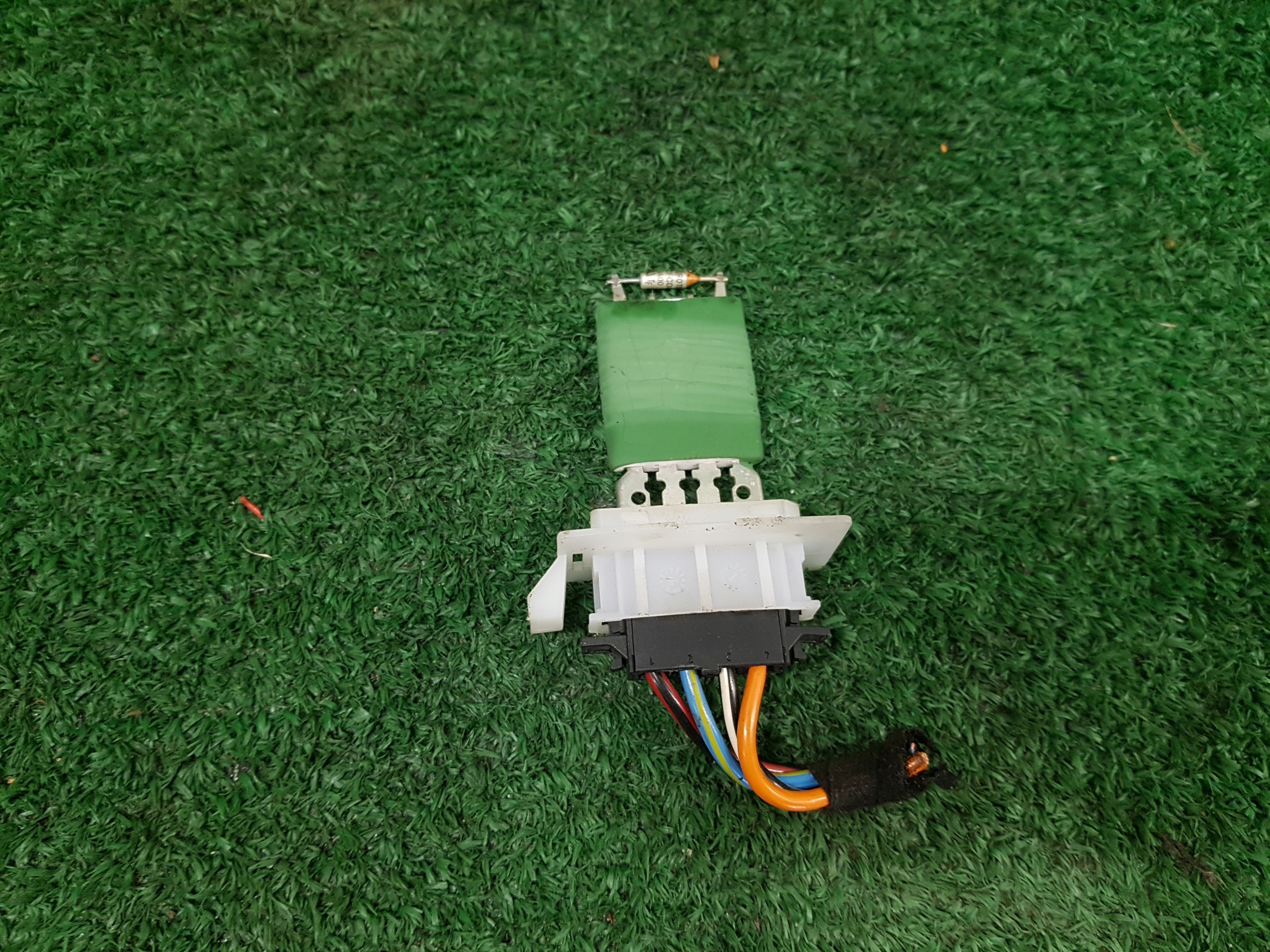 resistor, rheostat, regulator heater fan resistor SEAT LEON