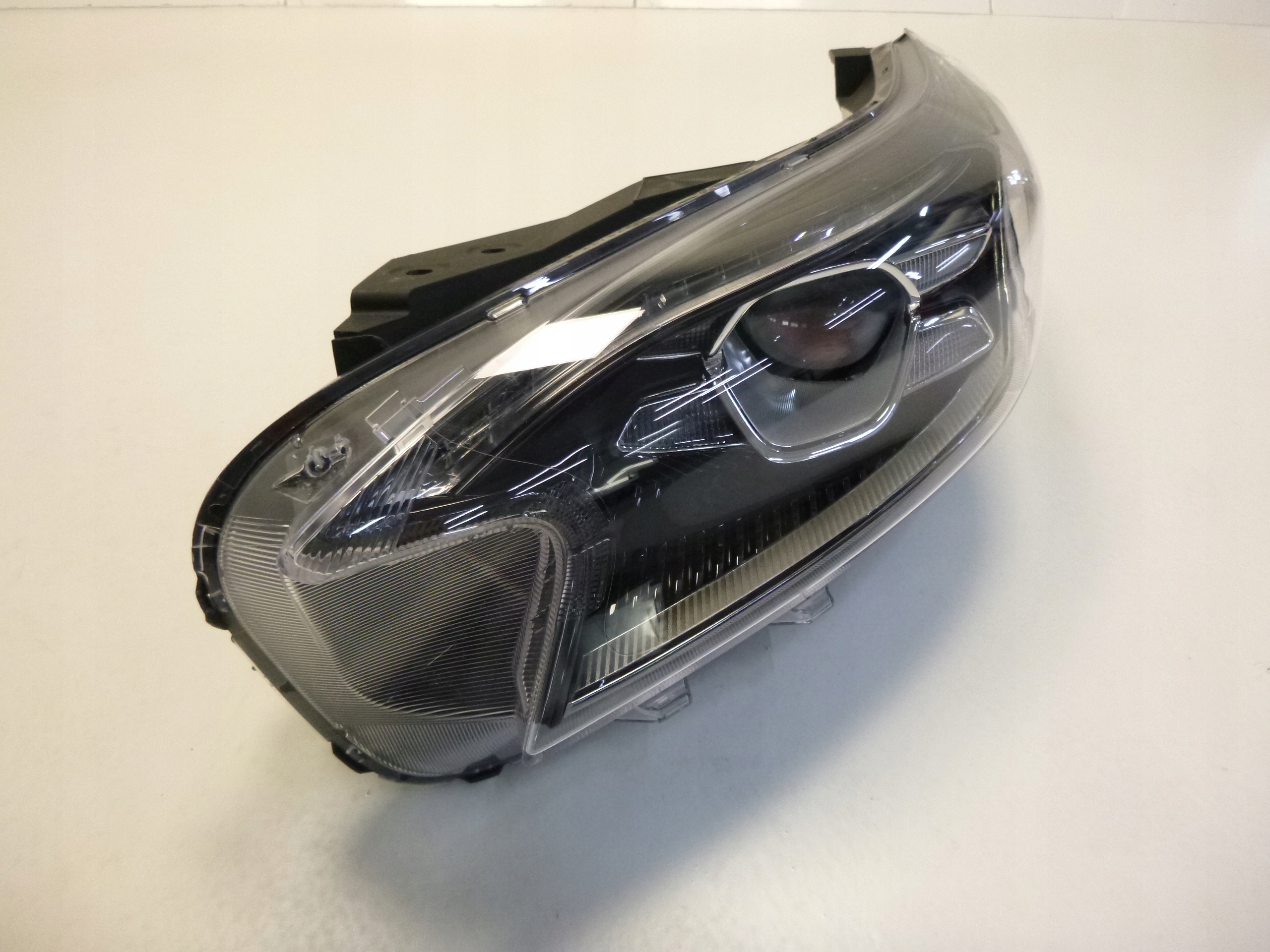 KIA X-CEED lights front FULL LED EU LIFT 2018