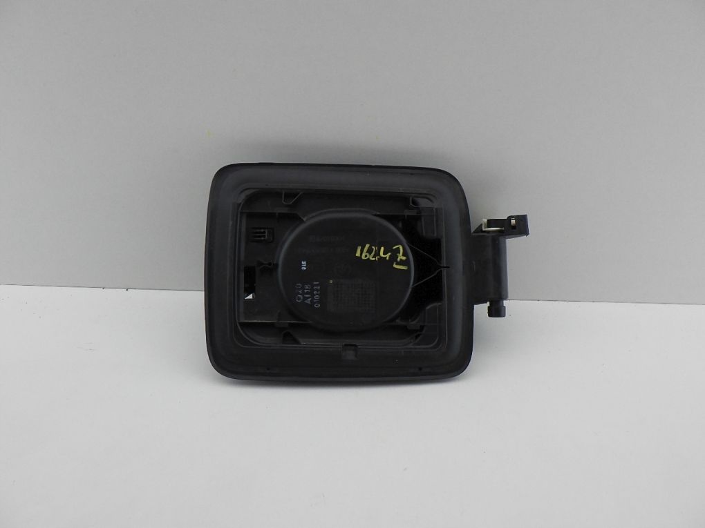 BMW I3 I01 лючок залива топлива ЗАРЯДКИ