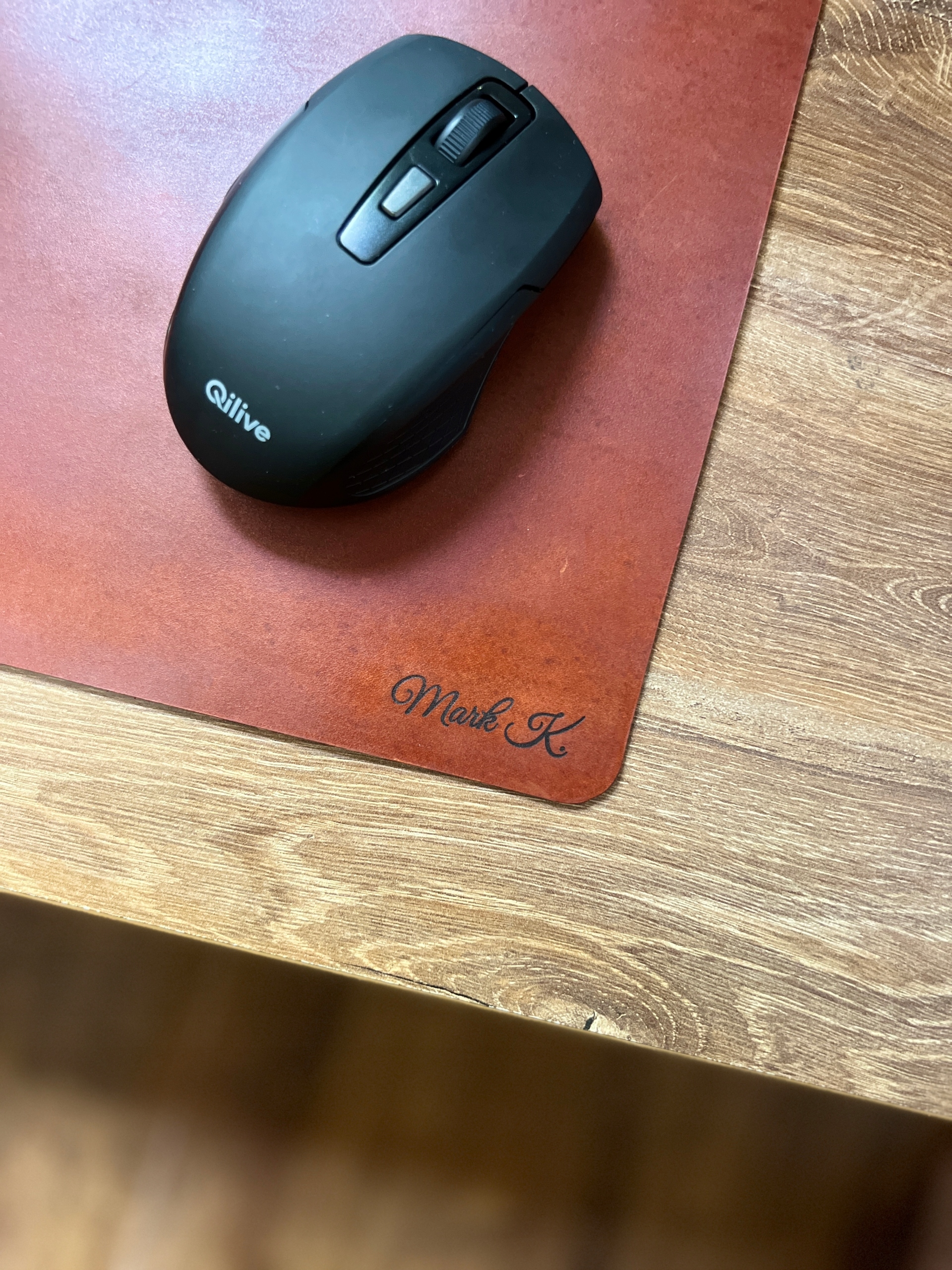 Kožená podložka pod myš s gravírováním