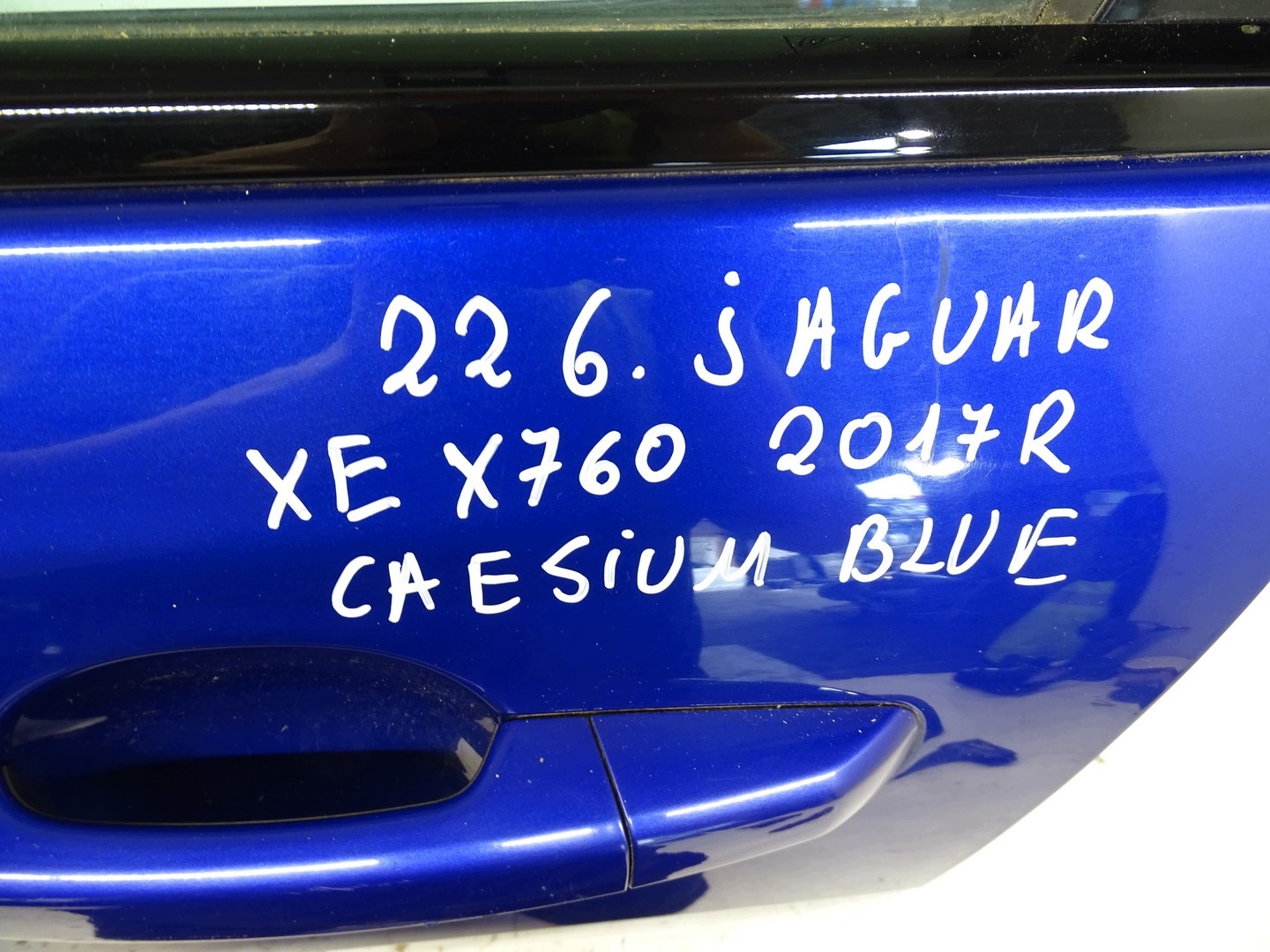 door left front left front JAGUAR XE X760 CAESIUM BLUE