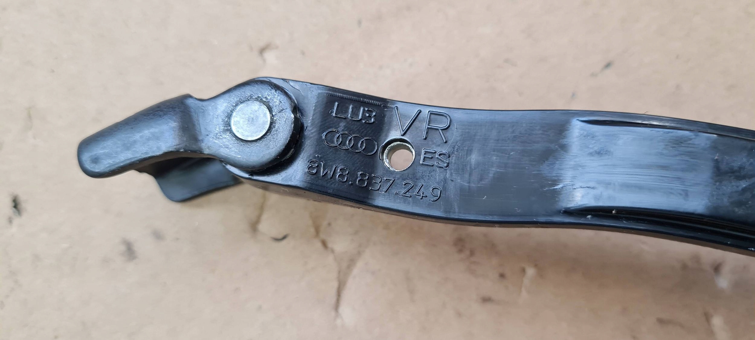 A5 8W S5 LIFT limiter door left right front SPORTBACK 8W8837249