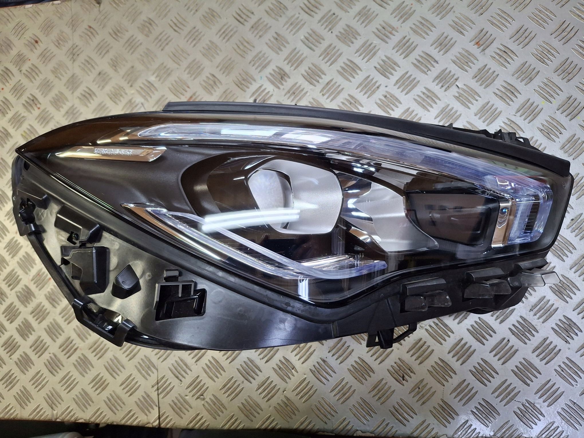 light right front FULL LED PERFORMANCE MERCEDES CLA II 2019R->
