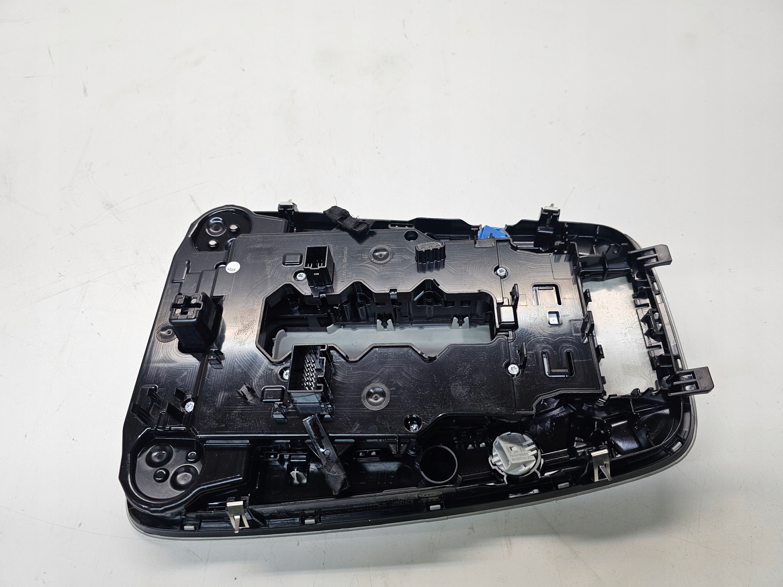 light OSWIETLENIE cabs AUDI A4 B9 A5 8W A6 C8 4K0947135AE
