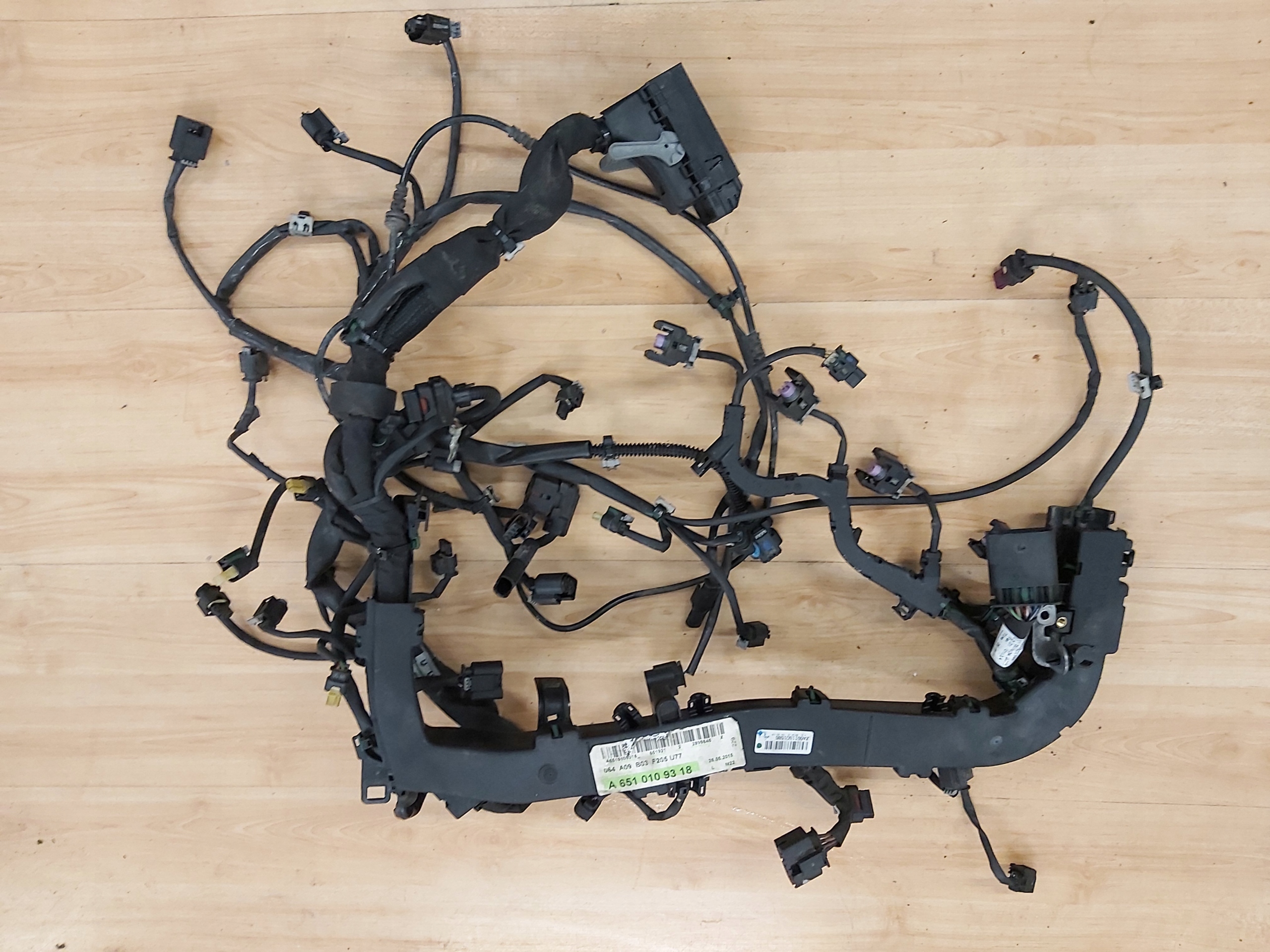 bundle of the engine 6510109318 MERCEDES W205 2.2 CDI