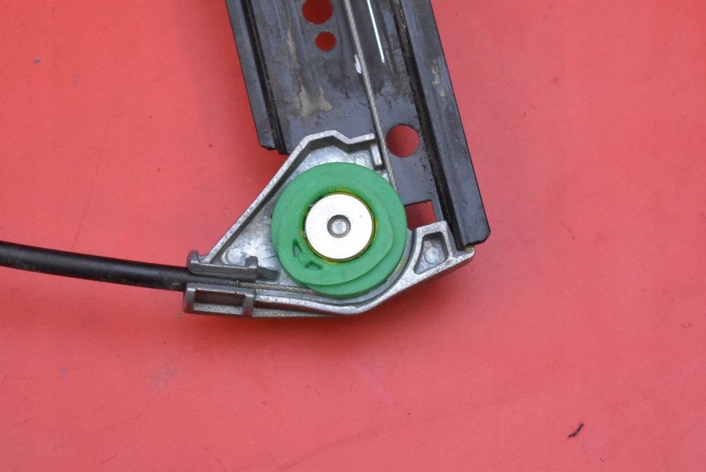 window regulator right front EU 4L0959802B AUDI Q7 4L 05-09
