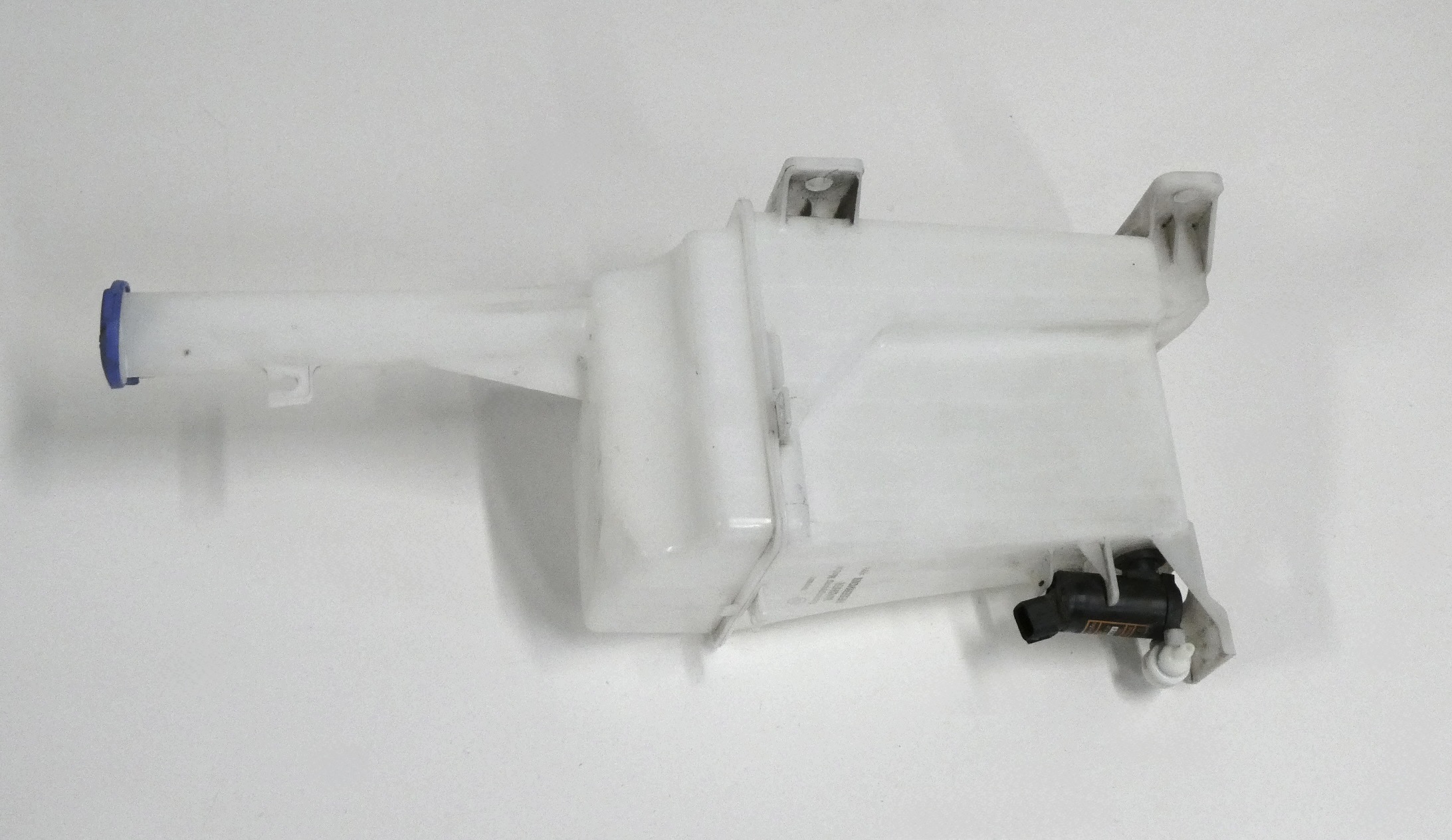 washer fluid tank SSANGYONG TIVOLI 15-18