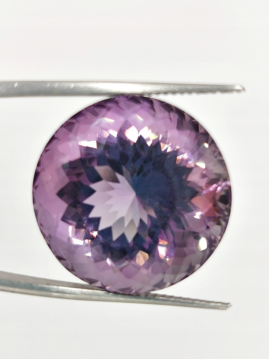 ametyst 33,74 ct 19,9 mm certifikát