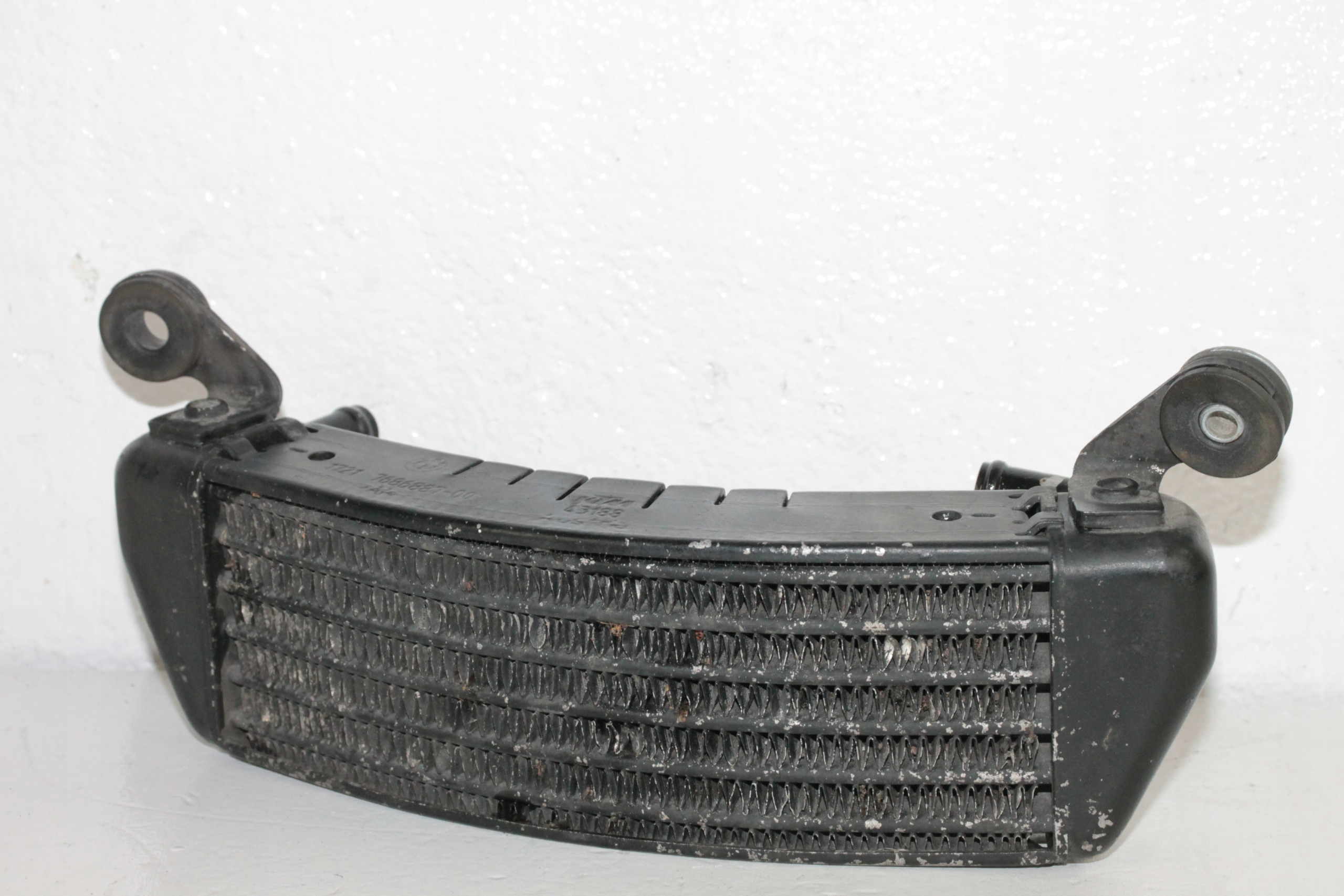 K1200R 56 - BMW K 1200 R 04-08 МАСЛЯНИЙ РАДІАТОР