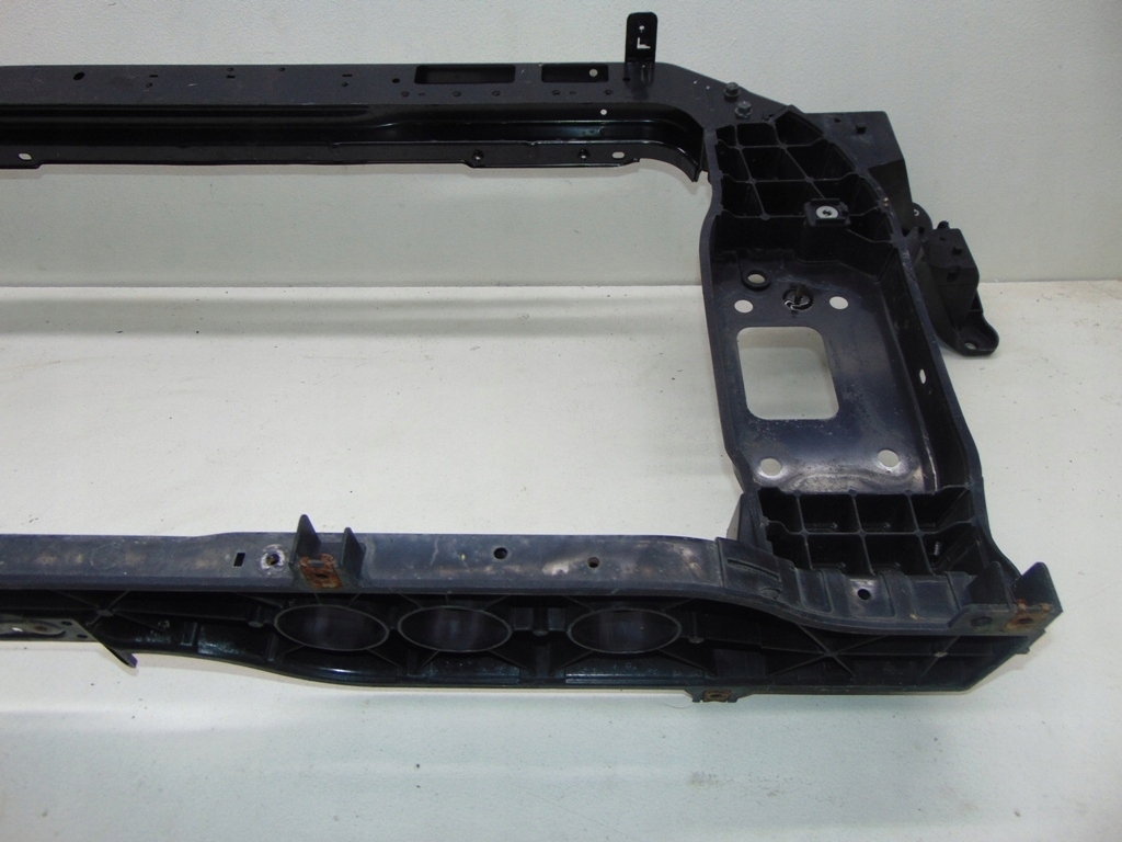 KIA SPORTAGE IV PAS PRZEDNI WZMOCNIENIE 64110F1000 Typ samochodu Samochody osobowe