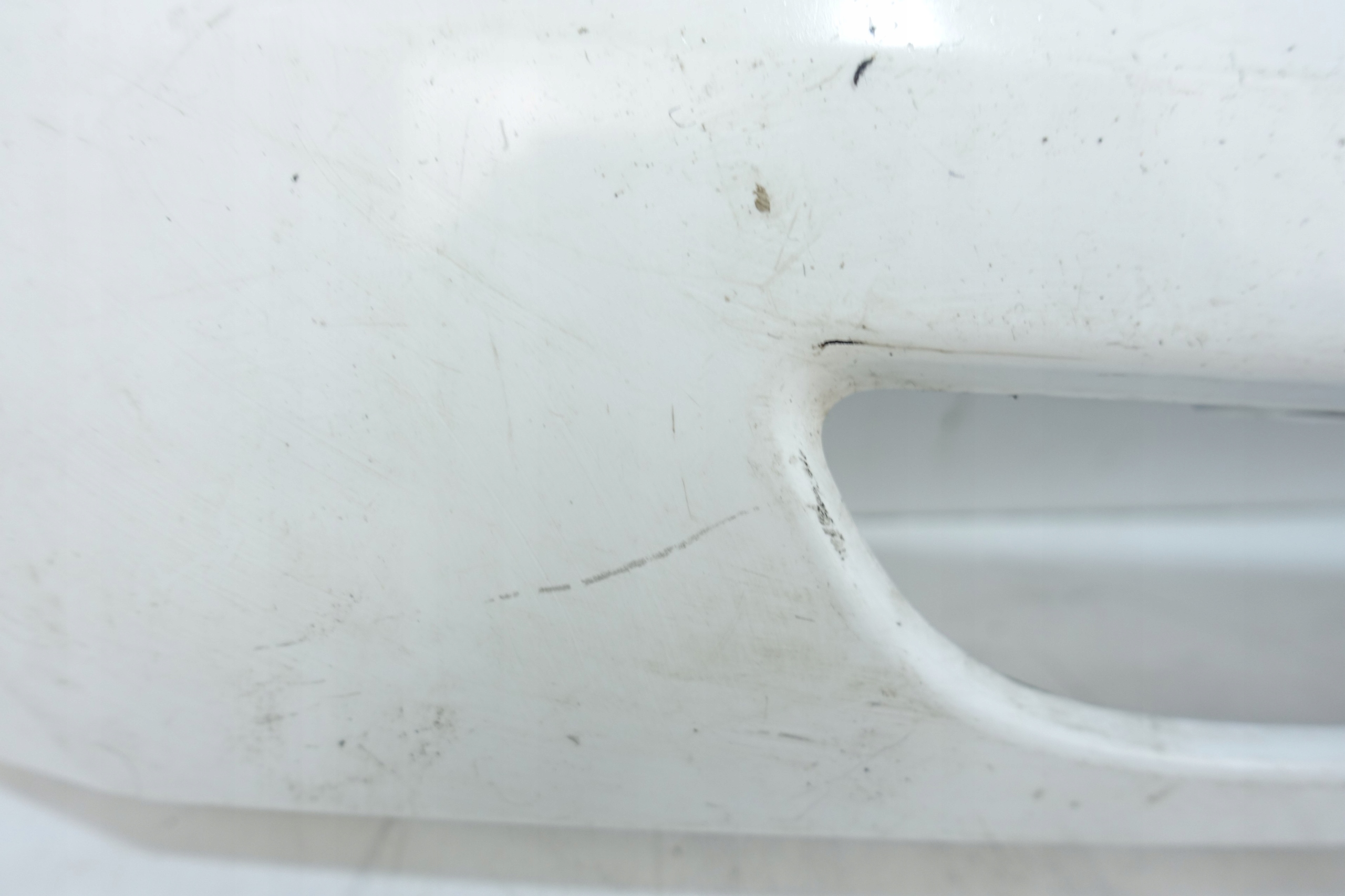 JAGUAR E-PACE X540 SPORT grid cover frame of a bumper right front J9C3-17B8