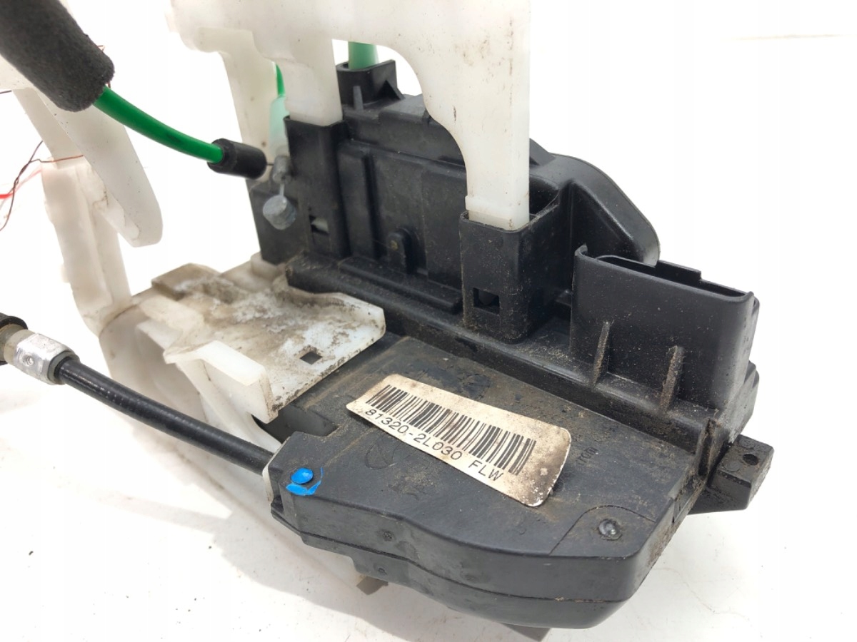 ZAMEK DRZWI PRAWY PRZÓD HYUNDAI i30 Kombi 81320-2L030 07-12 Producent części OEM
