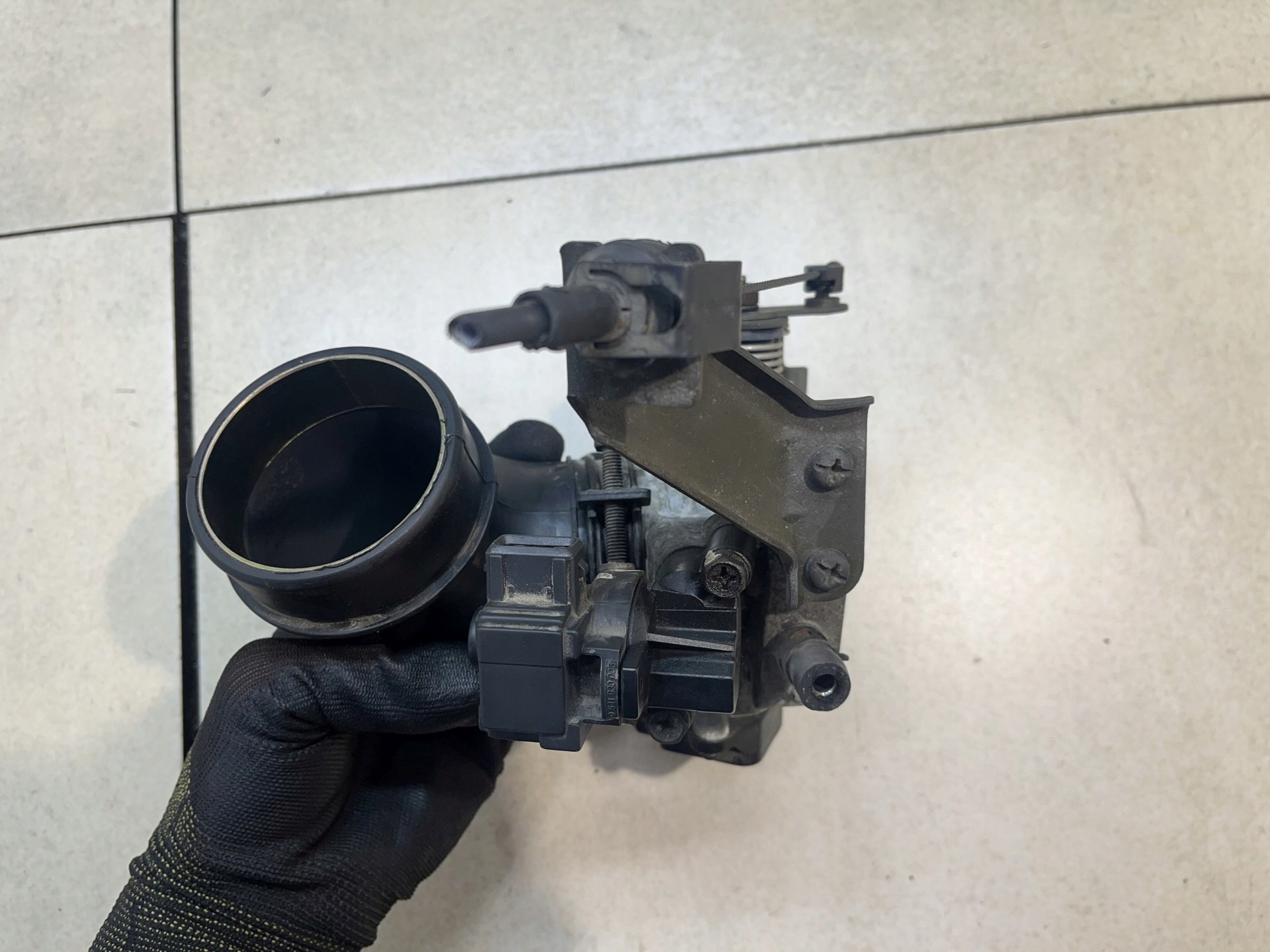Valvola a farfalla KIA CARENS II 1.6 16V 0280140571