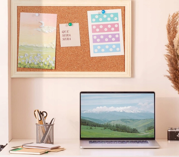 Tablica korkowa mała 30x45cm PINEZKI GRATIS TWARDA Szerokość produktu 45.1 cm