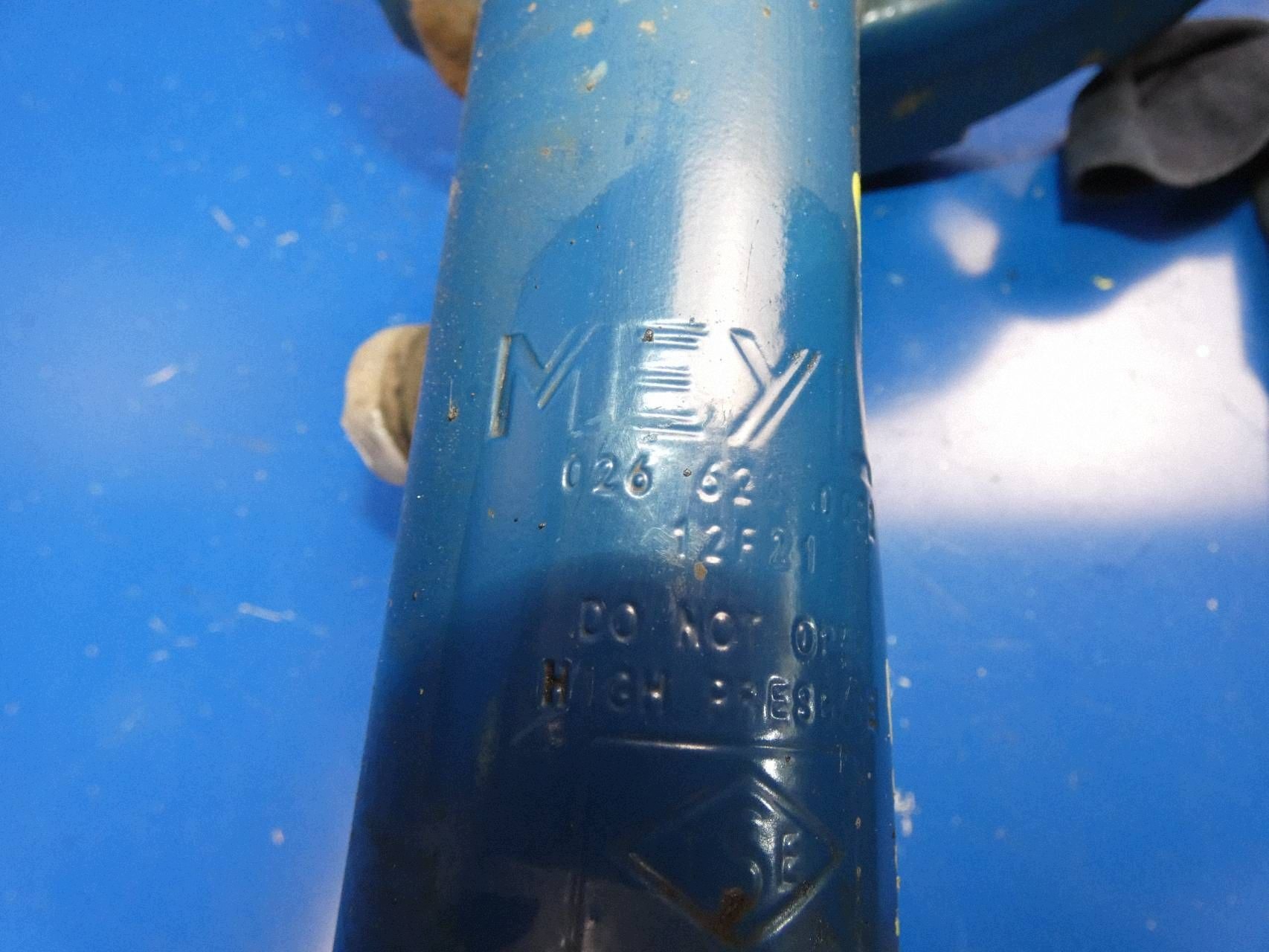 MERCEDES CLA W117 shock absorber right front front MEYLE