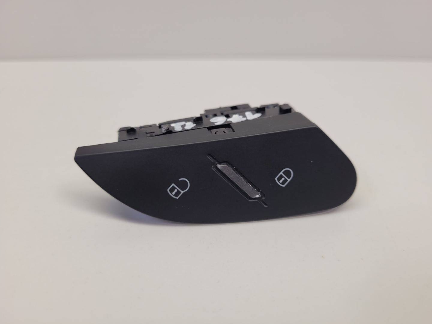 button blokady door front left side Alfa Romeo Stelvio 2017