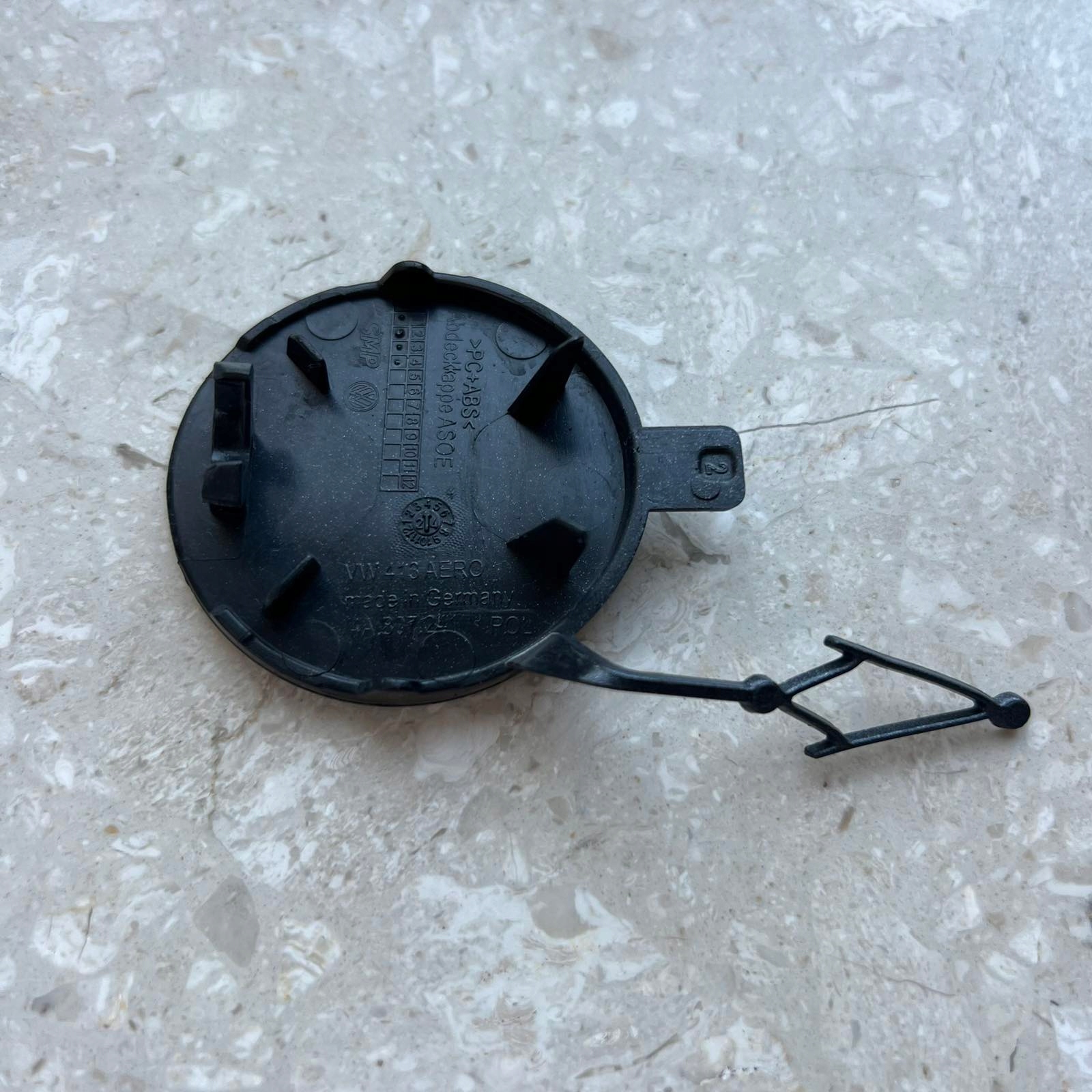 VW ID7 2023-2025 Abschleppöse der Stoßstange vorne 14A807241