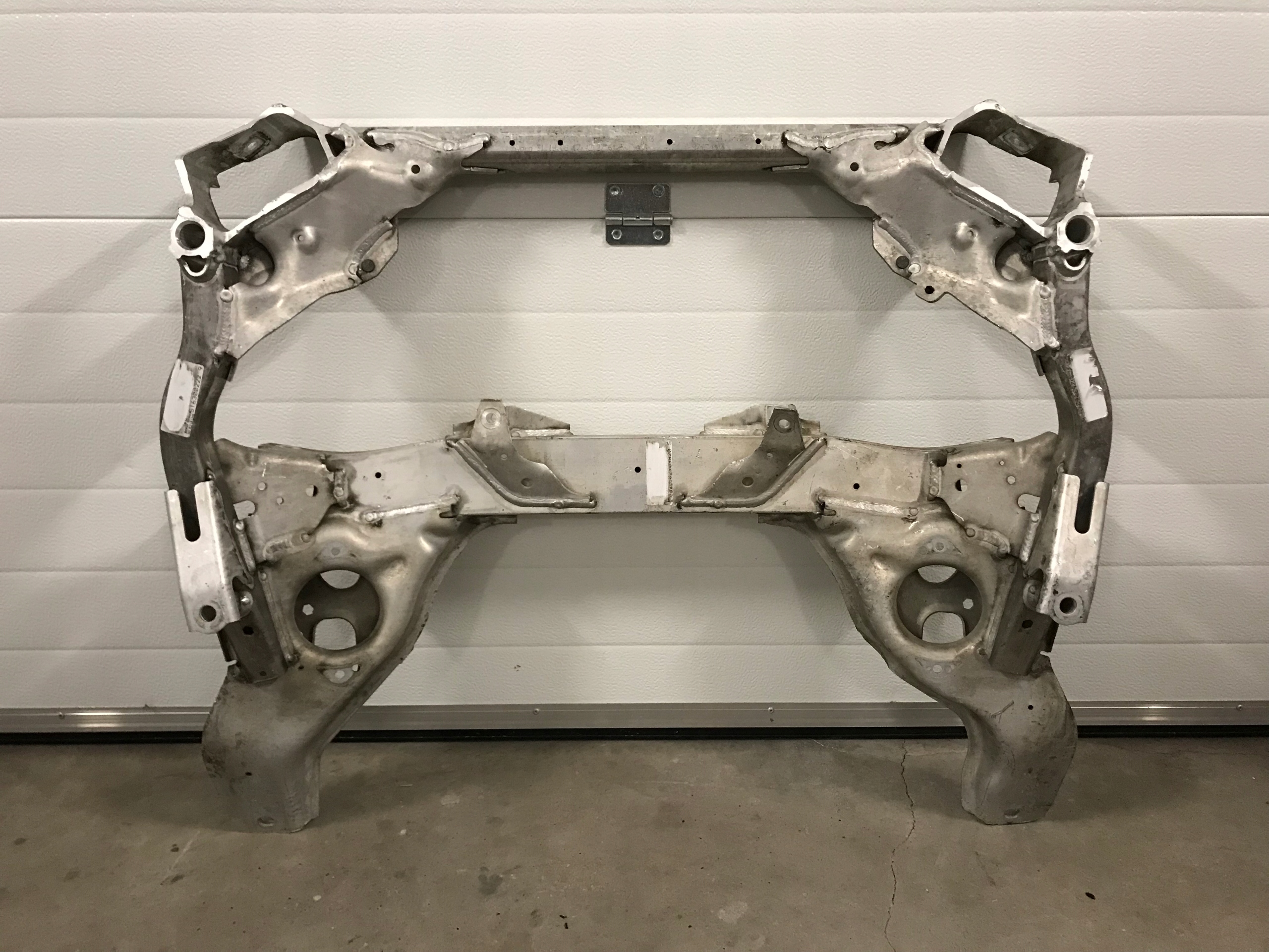 axle beam subframe sider BMW 3 E90 E91 E92