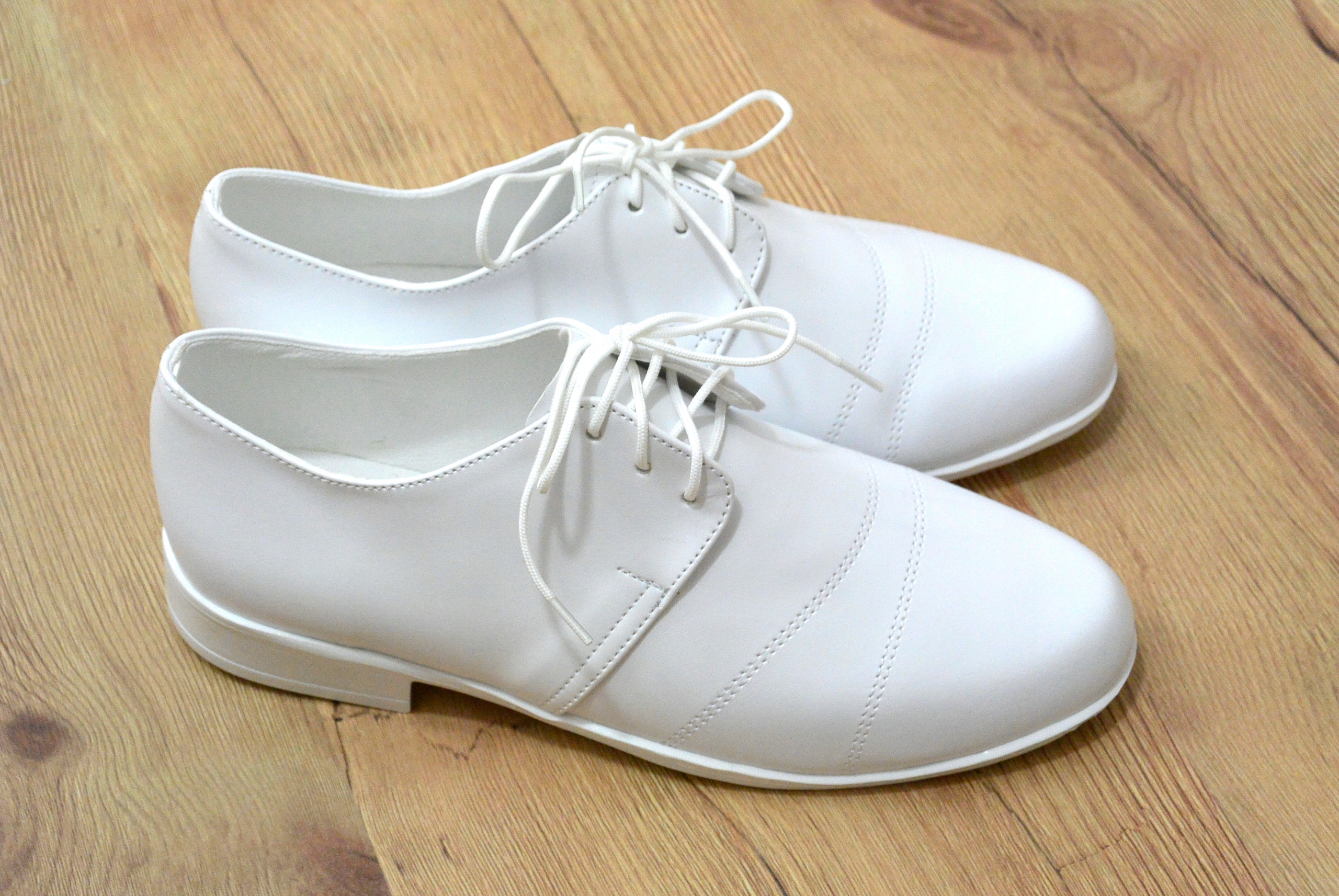 BIAŁE BUTY KOMUNIJNE CHŁOPIĘCE dziecięce PL r.25 Kod producenta 116546