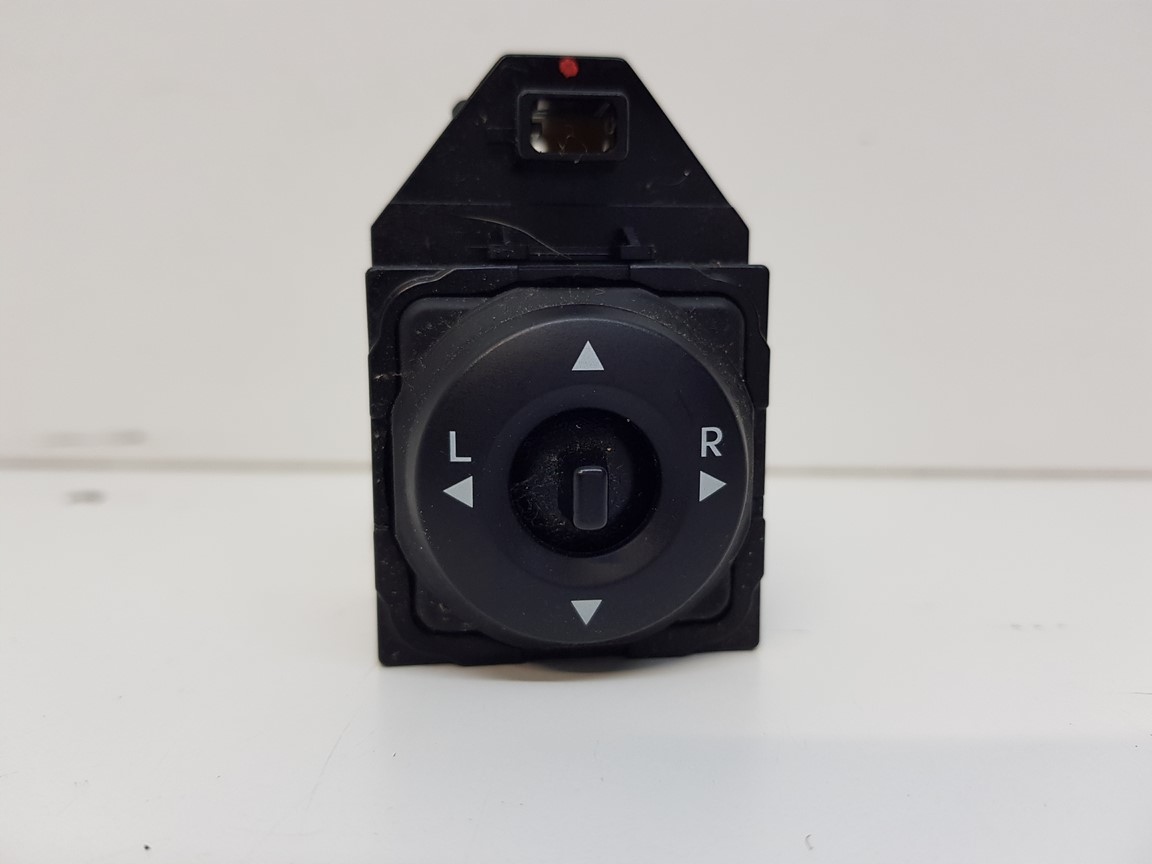 KIA VENGA HYUNDAI IX20 control panel REGULACJA of mirrors 2009