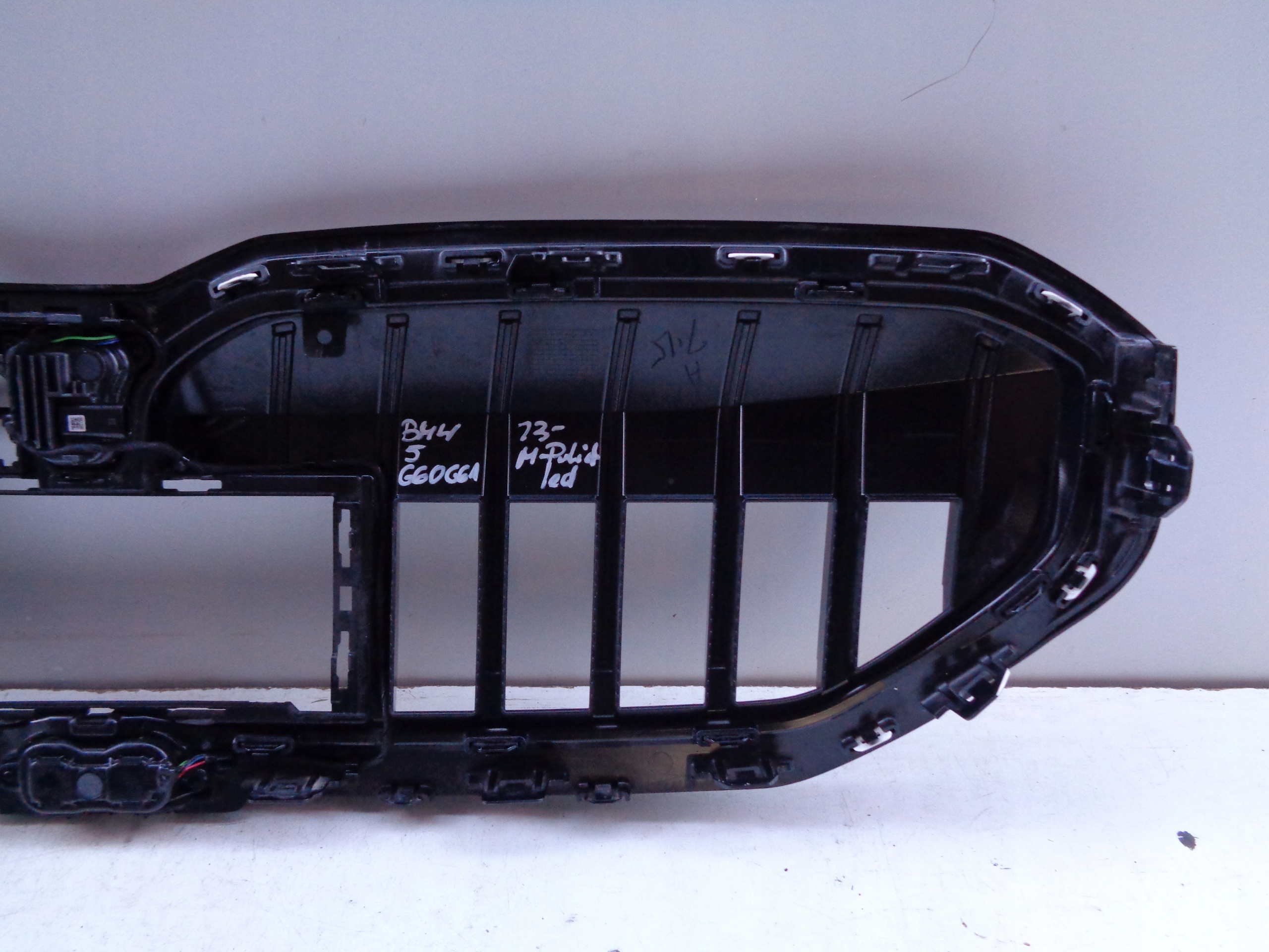 front PREKLADgrill BMW 5 G60 G61 23- m-packet LED