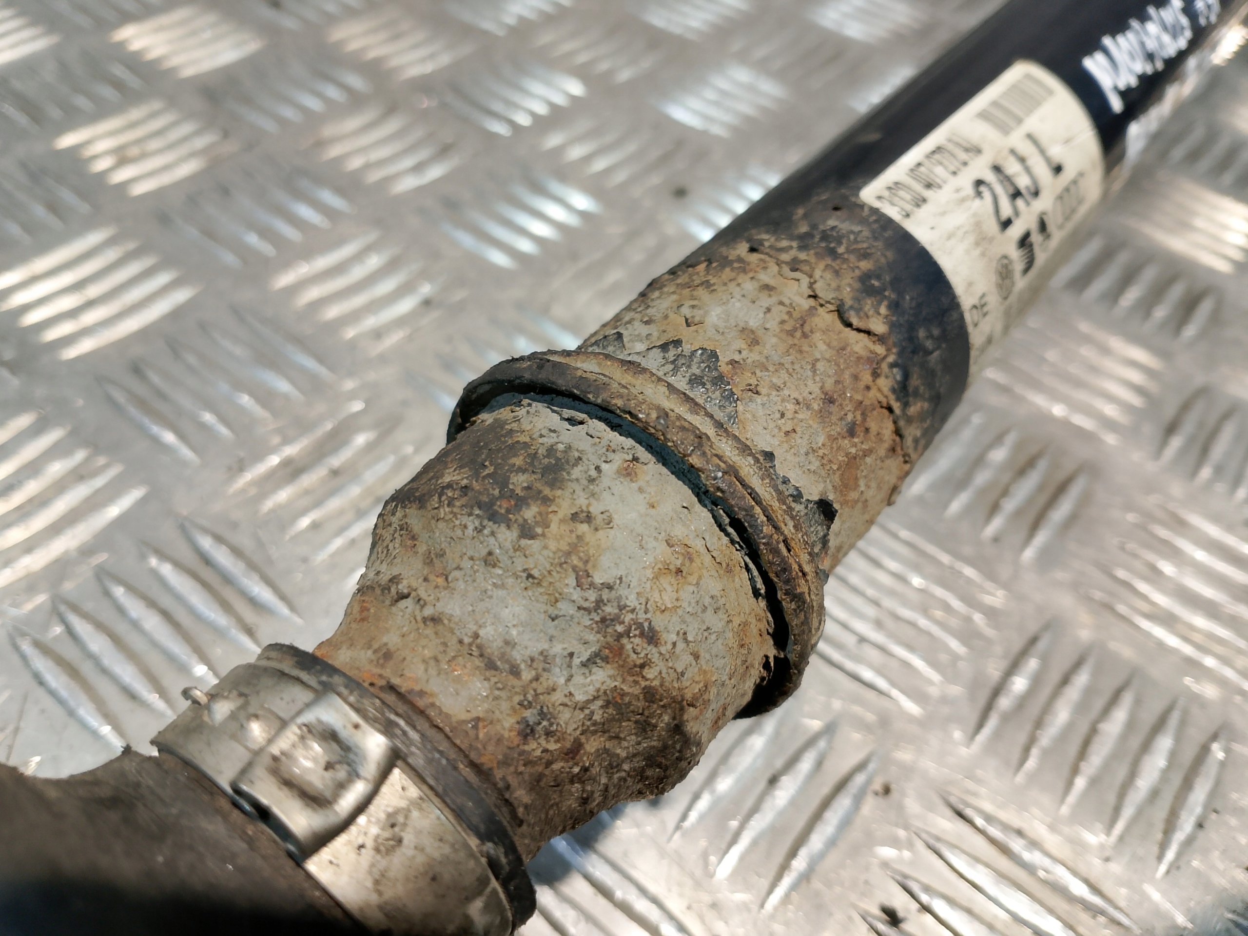 semi-axis front right long VW PASSAT B6 2.0 TDI 3C0407272AJ