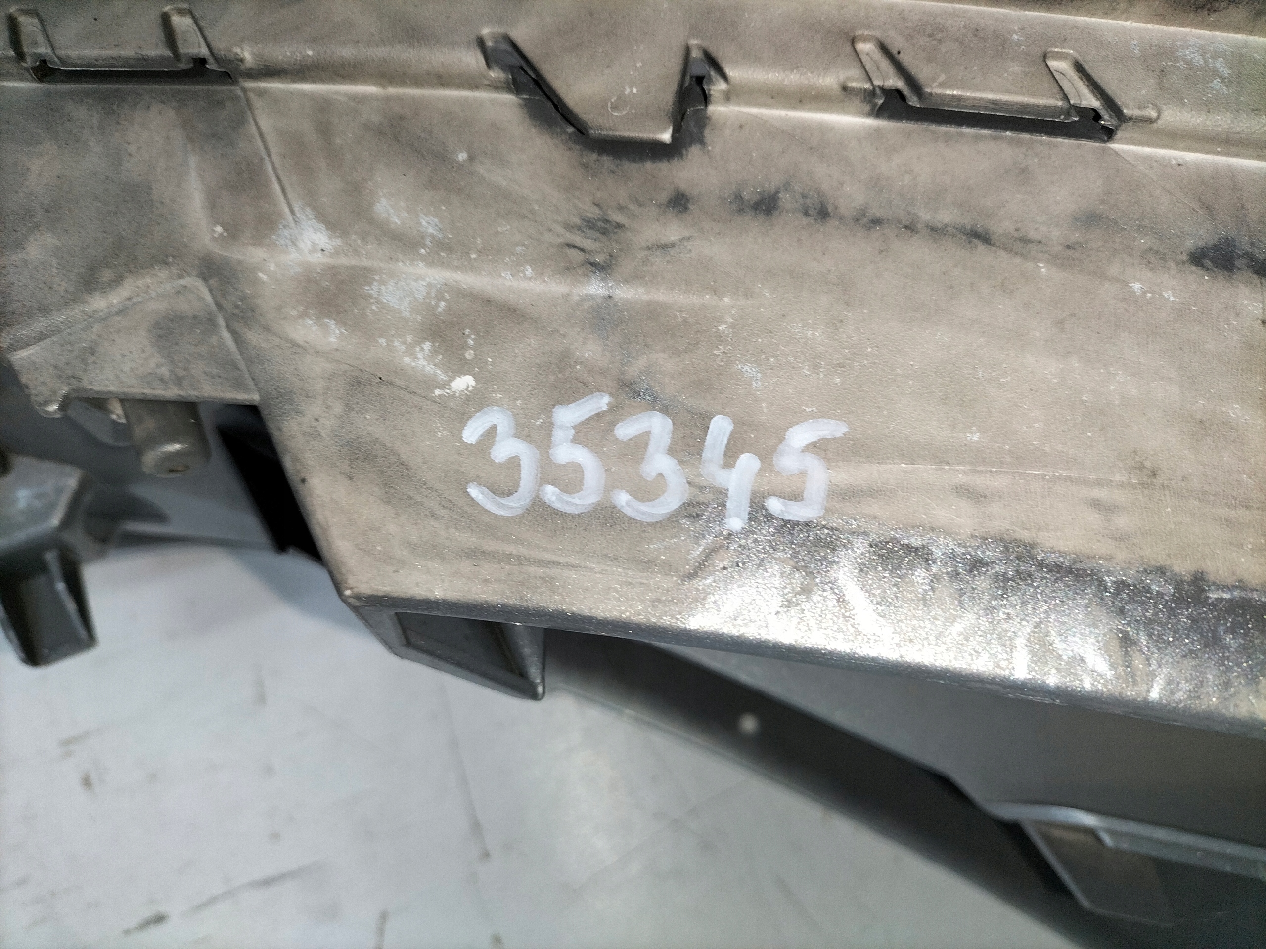 FRONTSTOSSSTANGE VORNE SKODA FABIA 4 IV 21