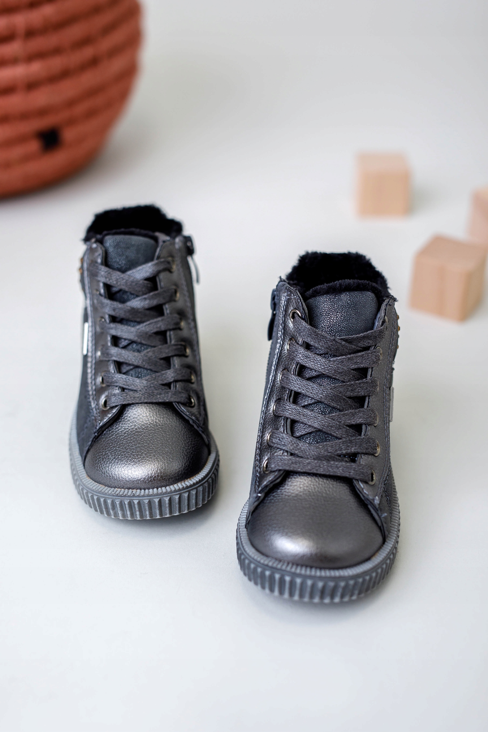 BOTKI dziecięce TRAPERY kozaki szare (36) Kolor szary