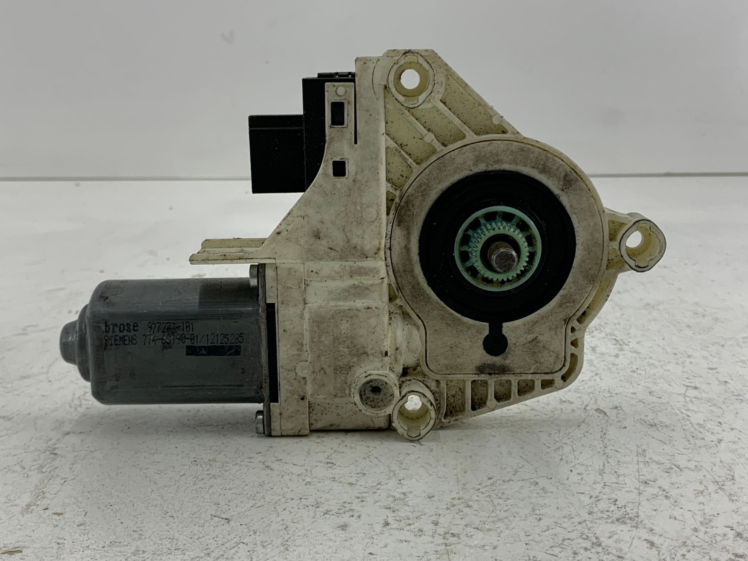 AUDI A6 C6 mini motor windows left front 4F0959801D