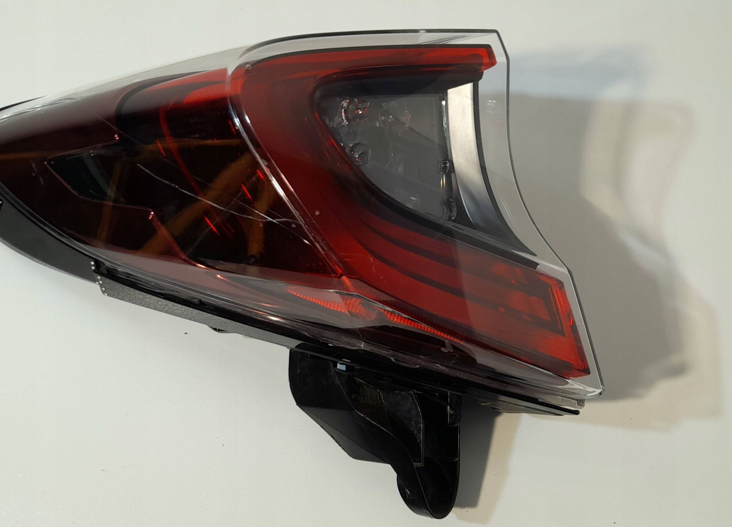 Toyota C-HR and light rear left Full Led 81560F403100 (R497)