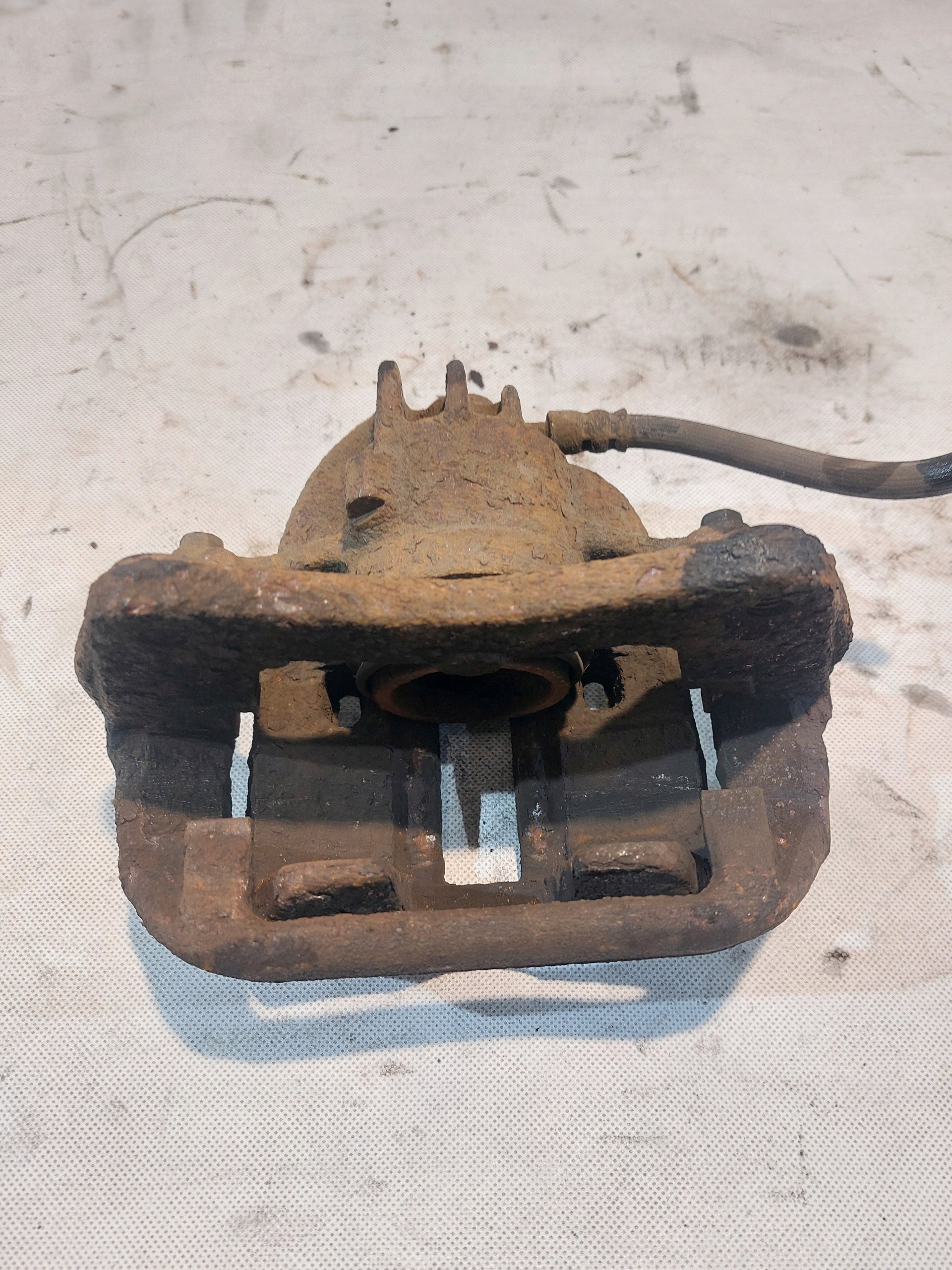 caliper brake right front VOLVO V40 1.9DI