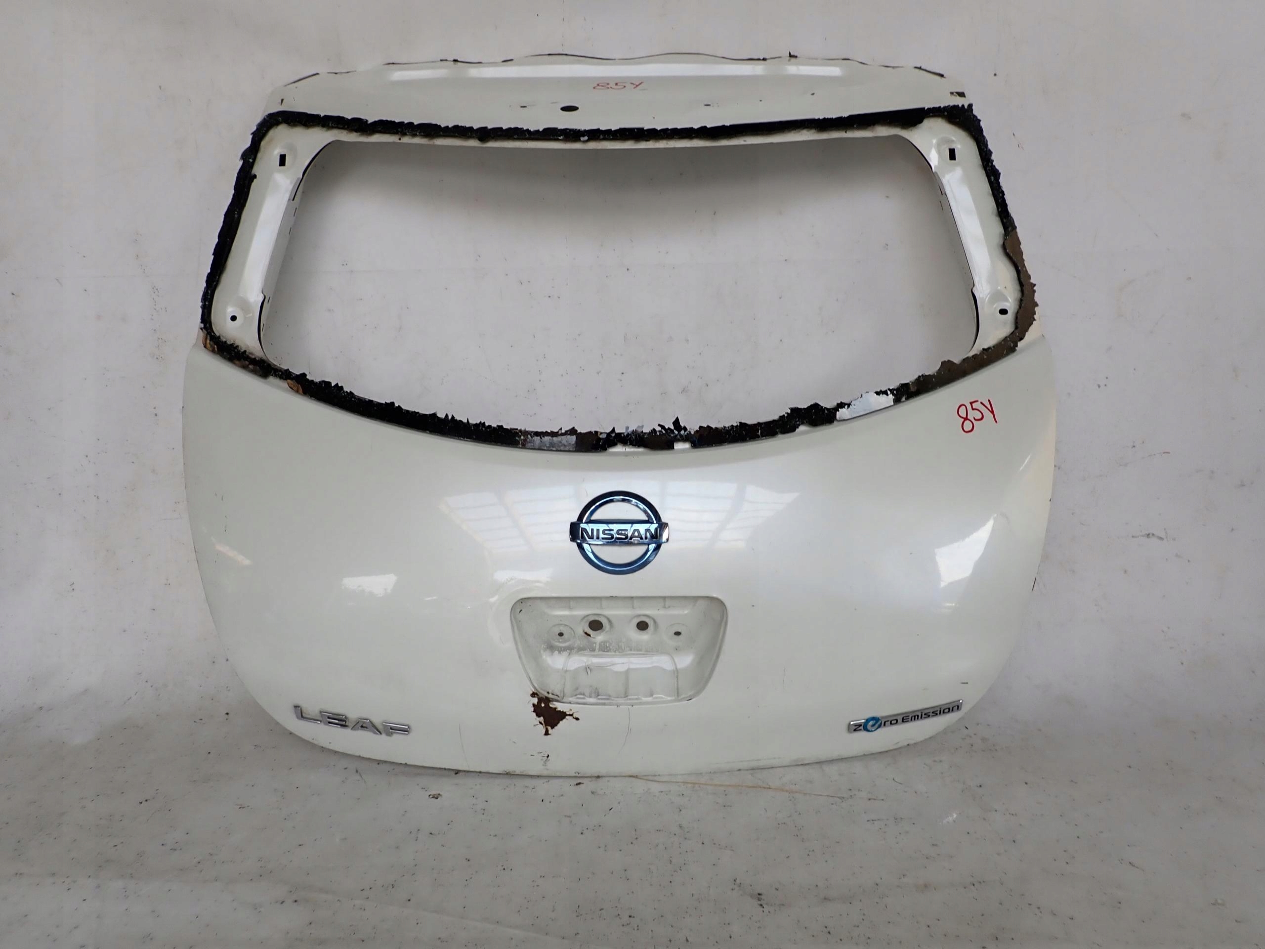 NISSAN LEAF and 10-17 trunk door boot