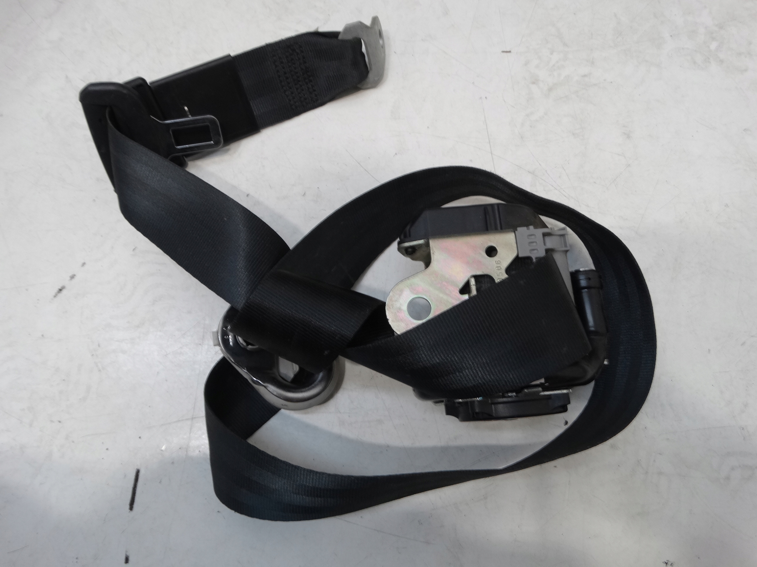 dashboard instrument panel console airbag tension belts VW CADDY III 2K5 15-20R. 2K5858077