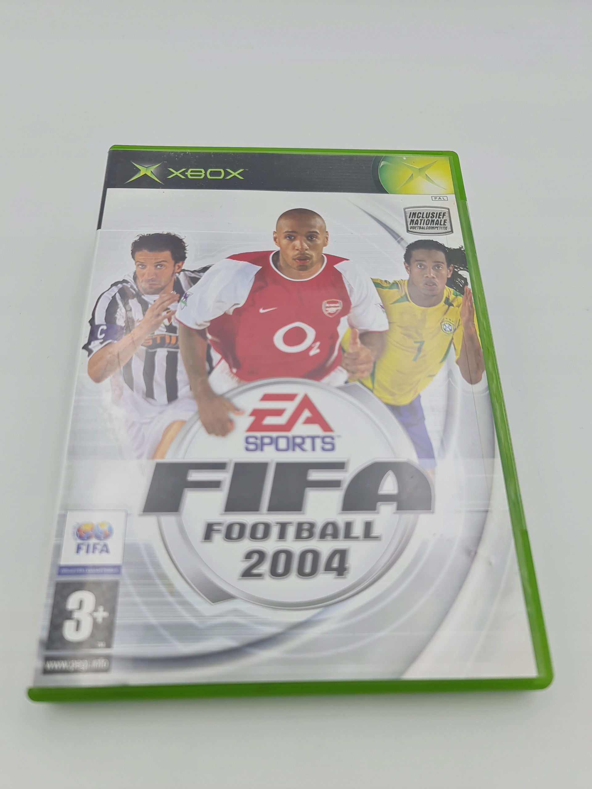 XBOX FIFA FOOTBALL 2004 Producent Microbat Studio