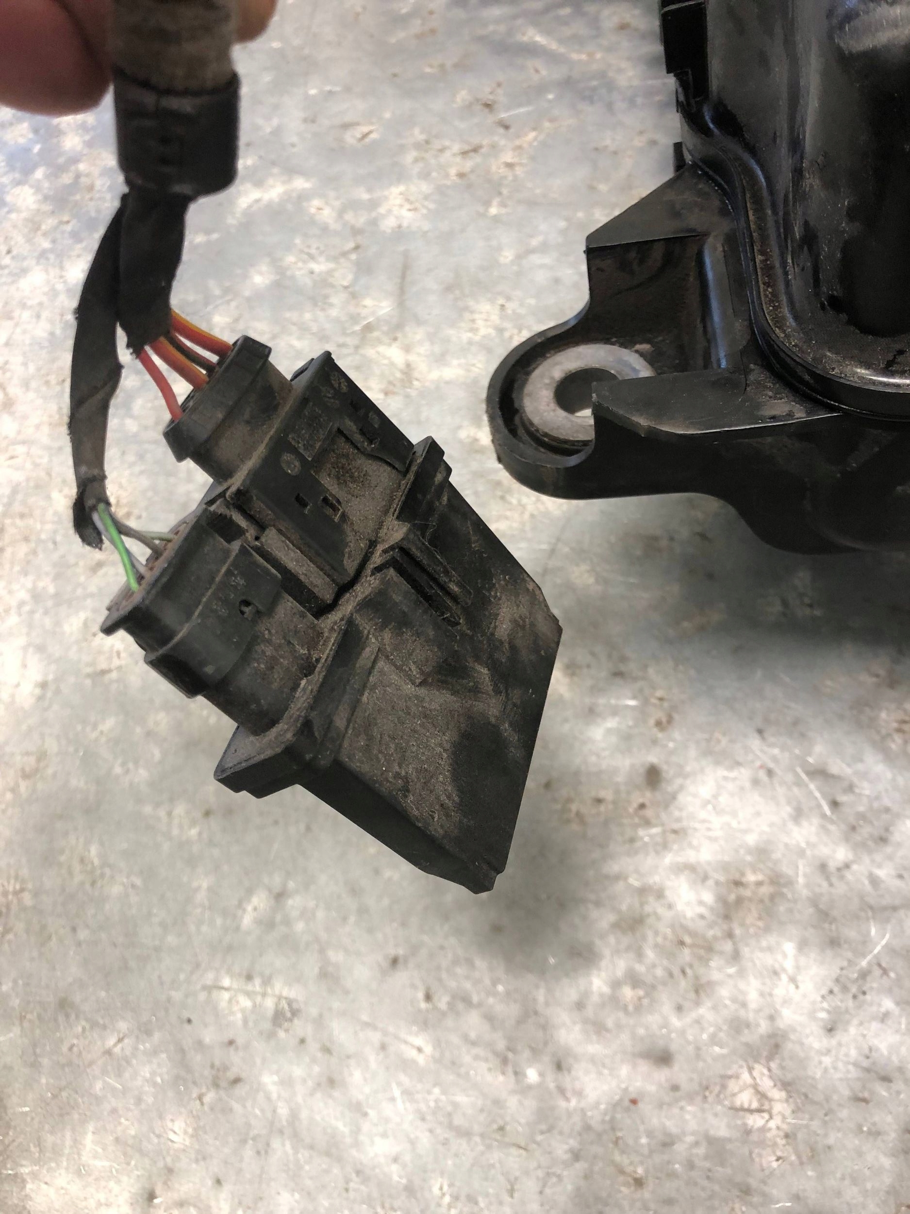 Behälter ADBLUE VW T6 5Q0131969C 7E0131877E