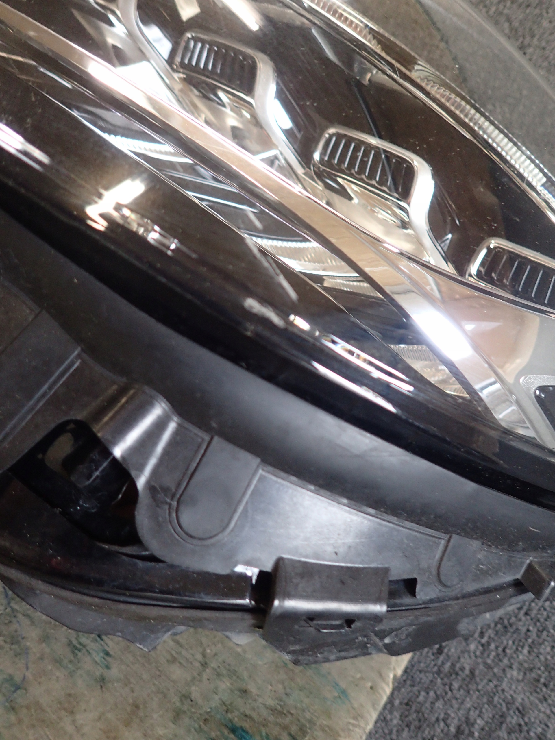 LAMPA LAMPY MERCEDES C KLASA W205 FULL LED LIFT Wersja Europejska