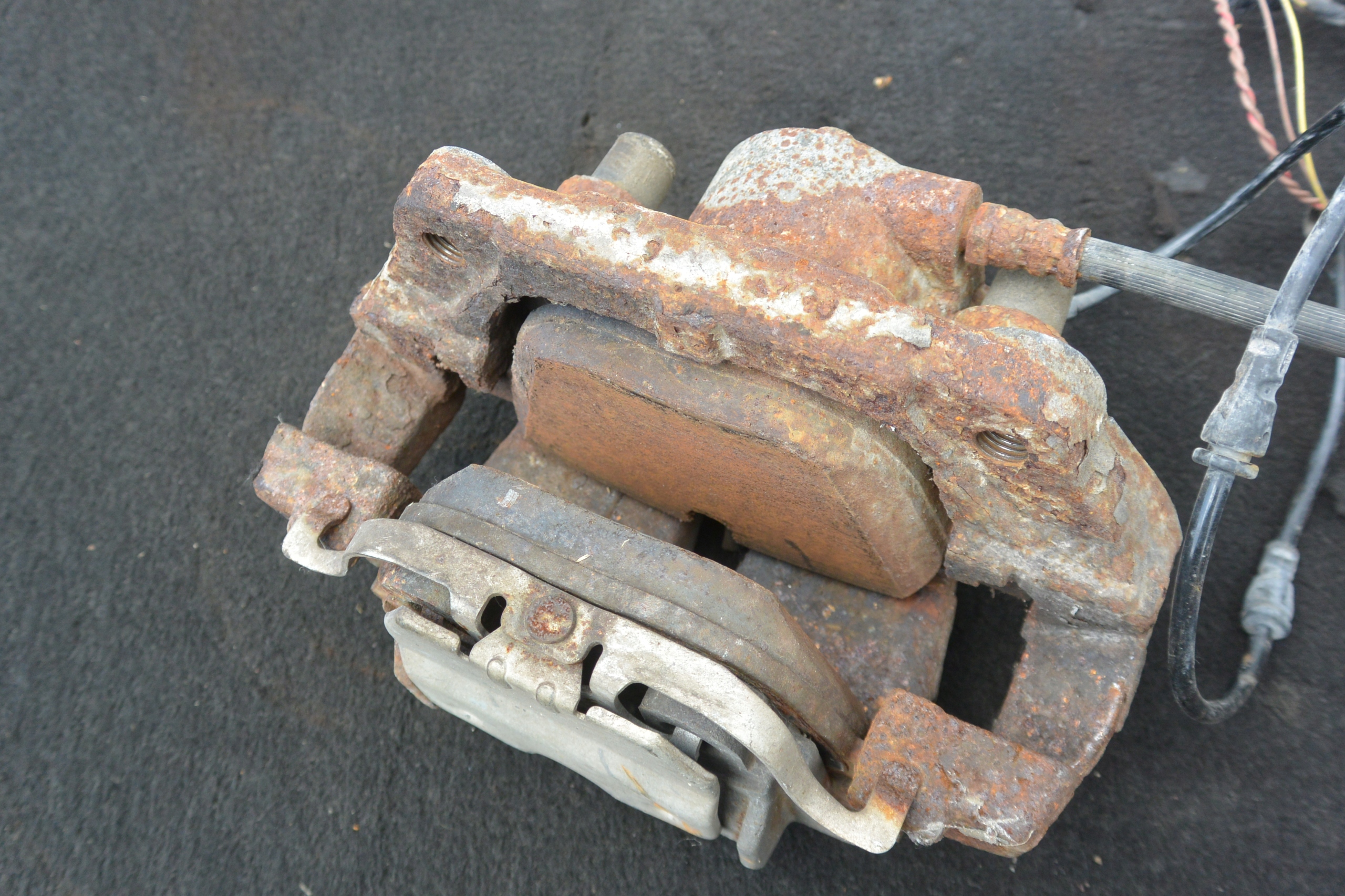 caliper brake front BMW X5 X6 E70 E71 60/30 330 MAM KOMPLET