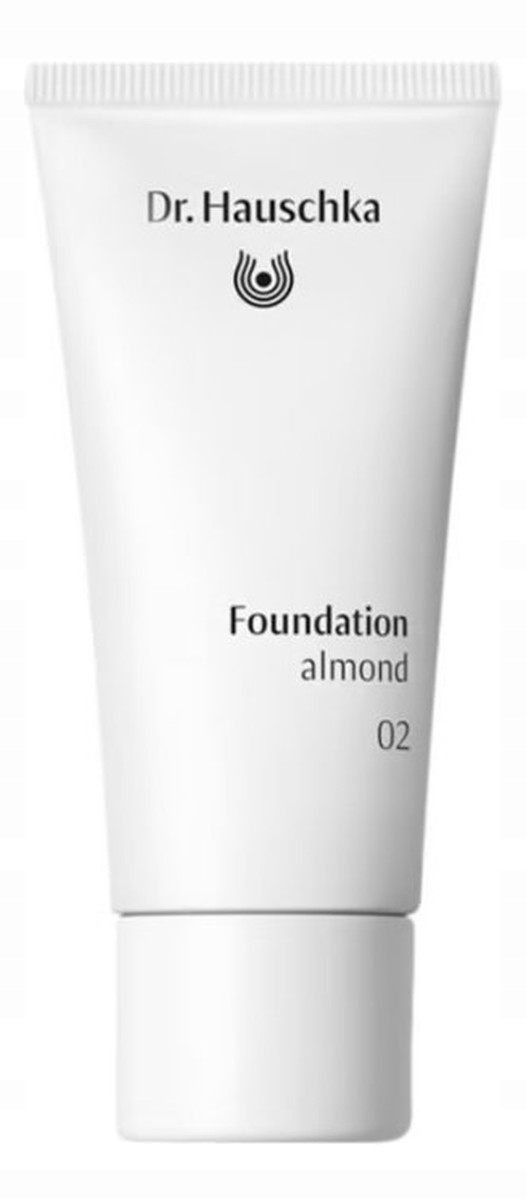 Dr. Hauschka Foundation Podkladová Báze na obličej 30 ml Almond (02)