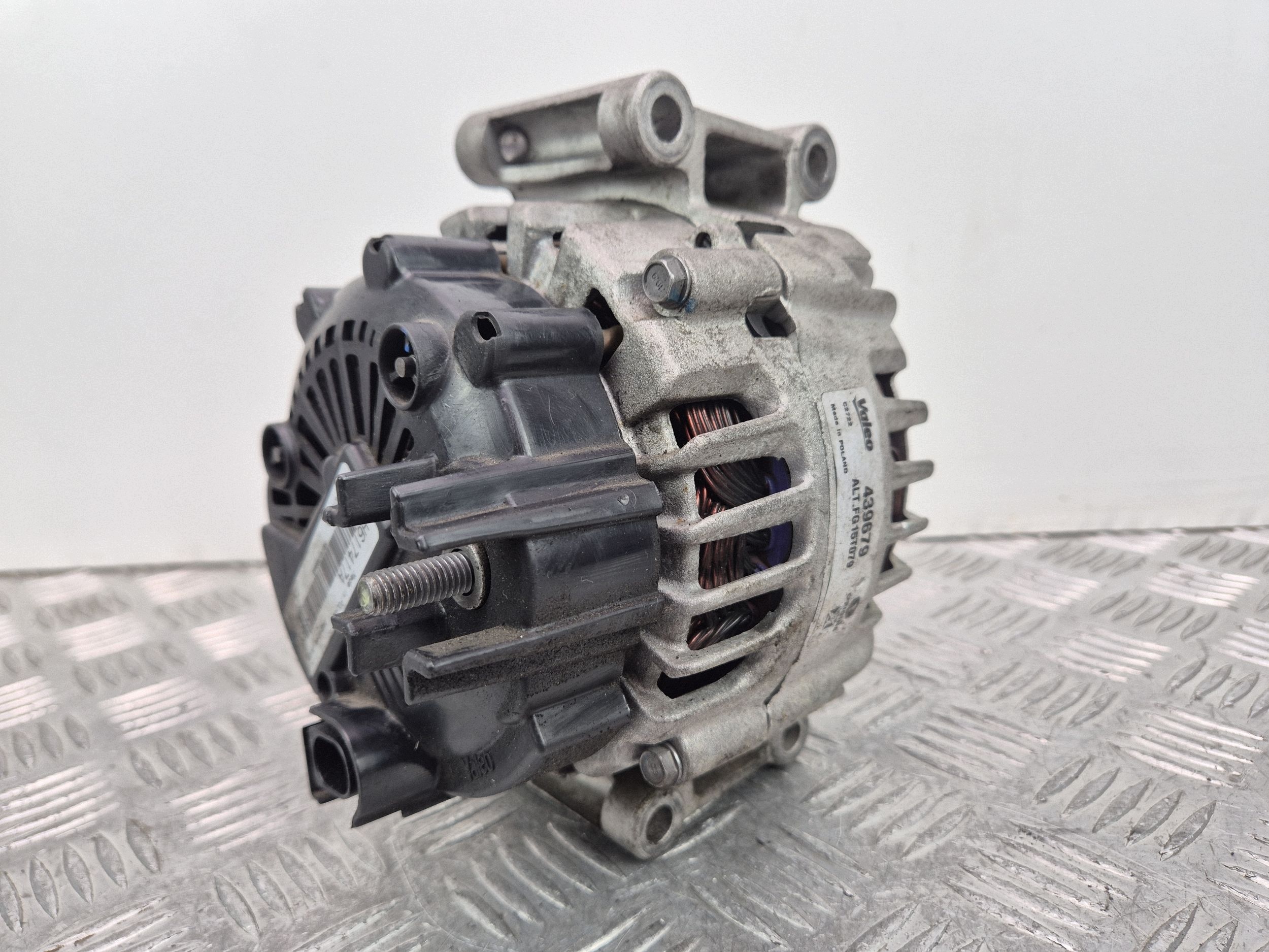 Mercedes 271860 E200 CGI W212 1.8 Alternator A0009067902