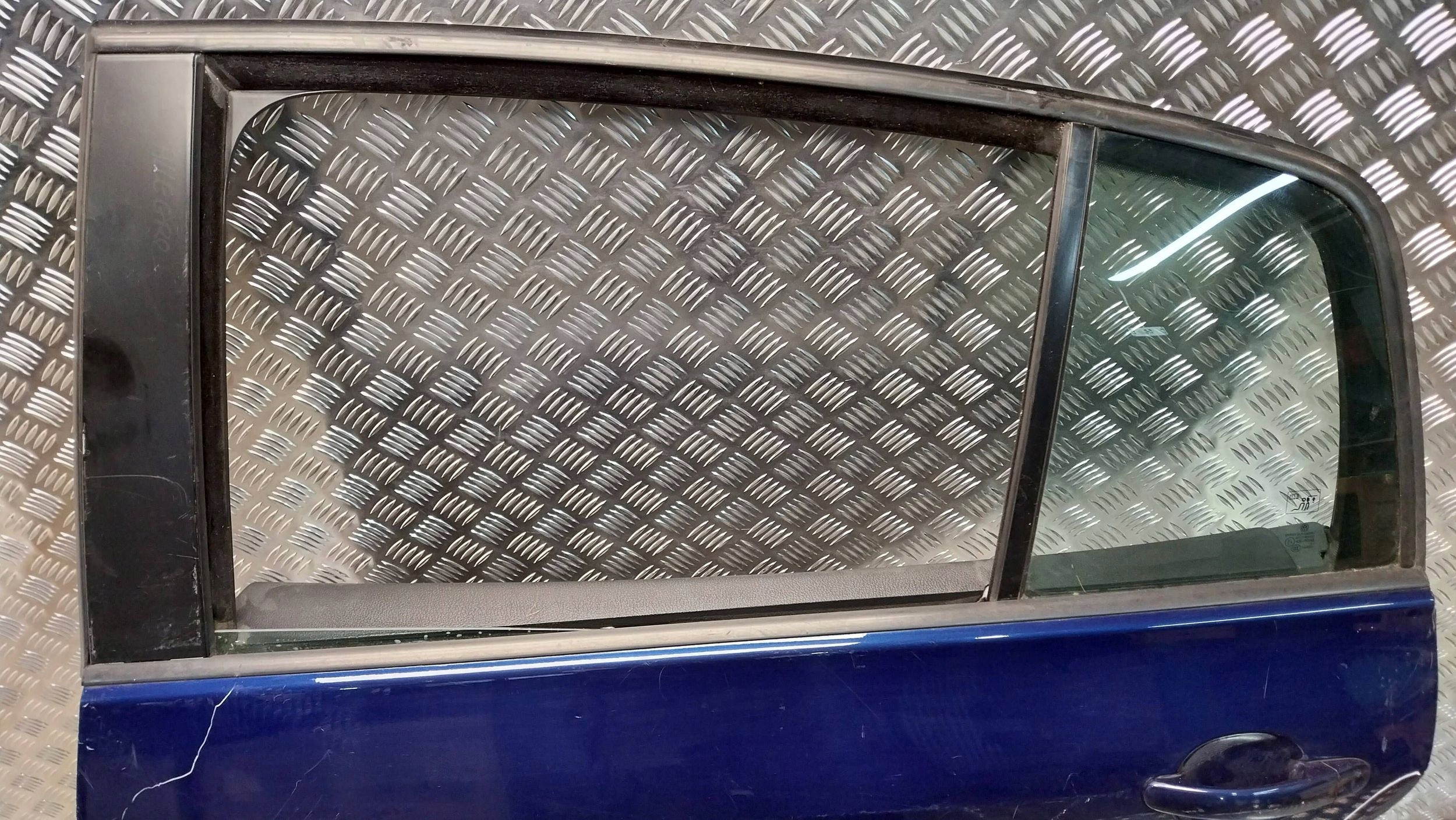 door rear part left VW GOLF V plus 05