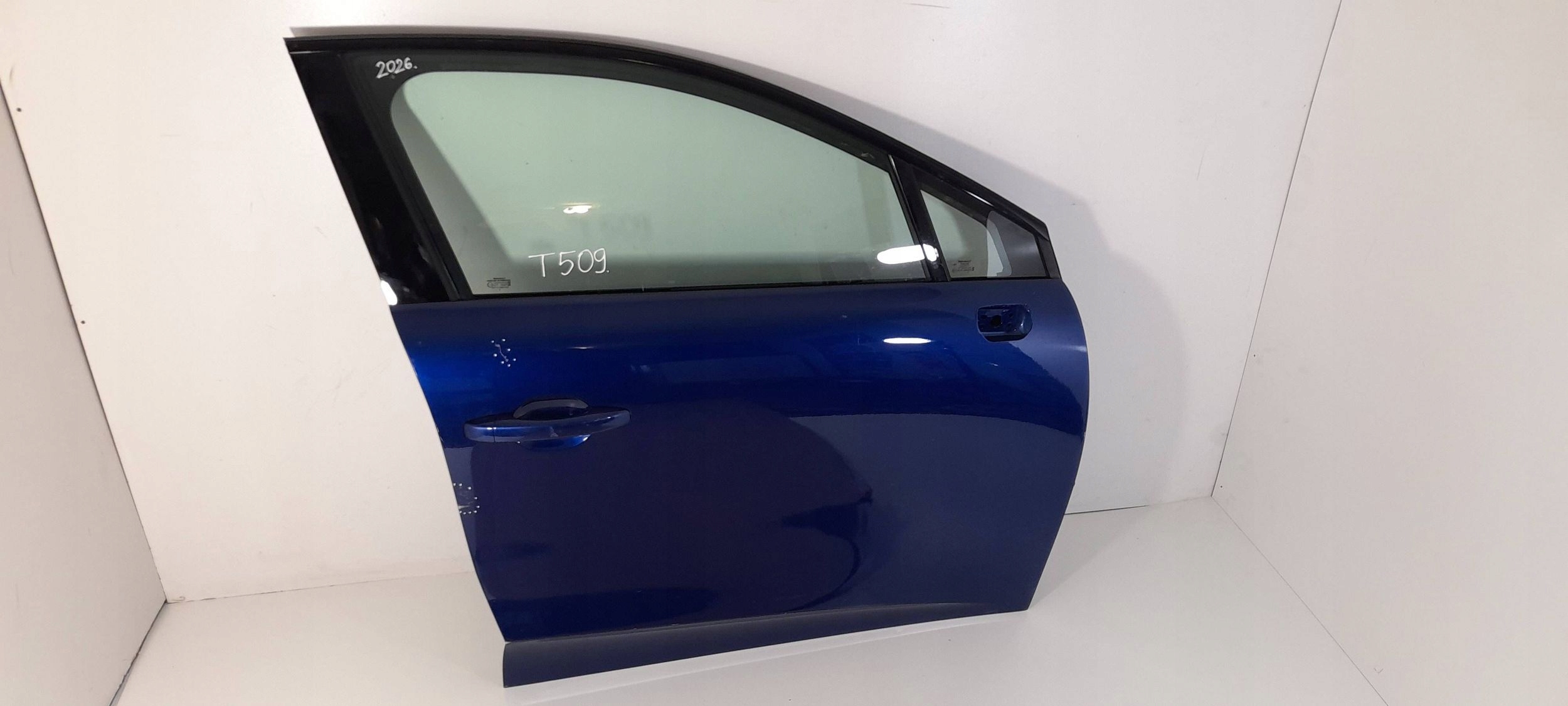 Renault Clio VI 2026r door front right (T509)