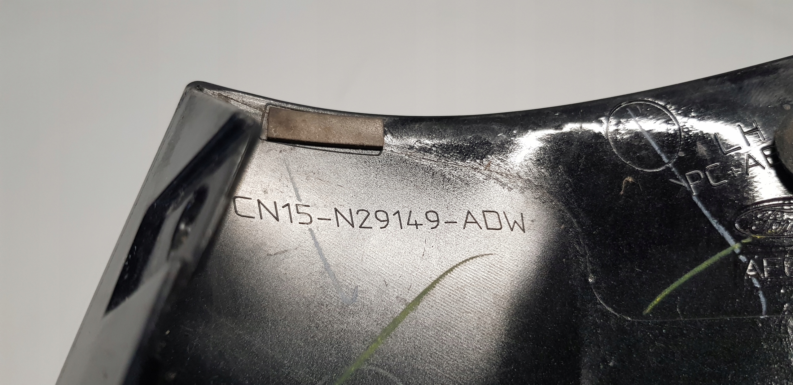 FORD ECOSPORT cover pillar trim right rear part