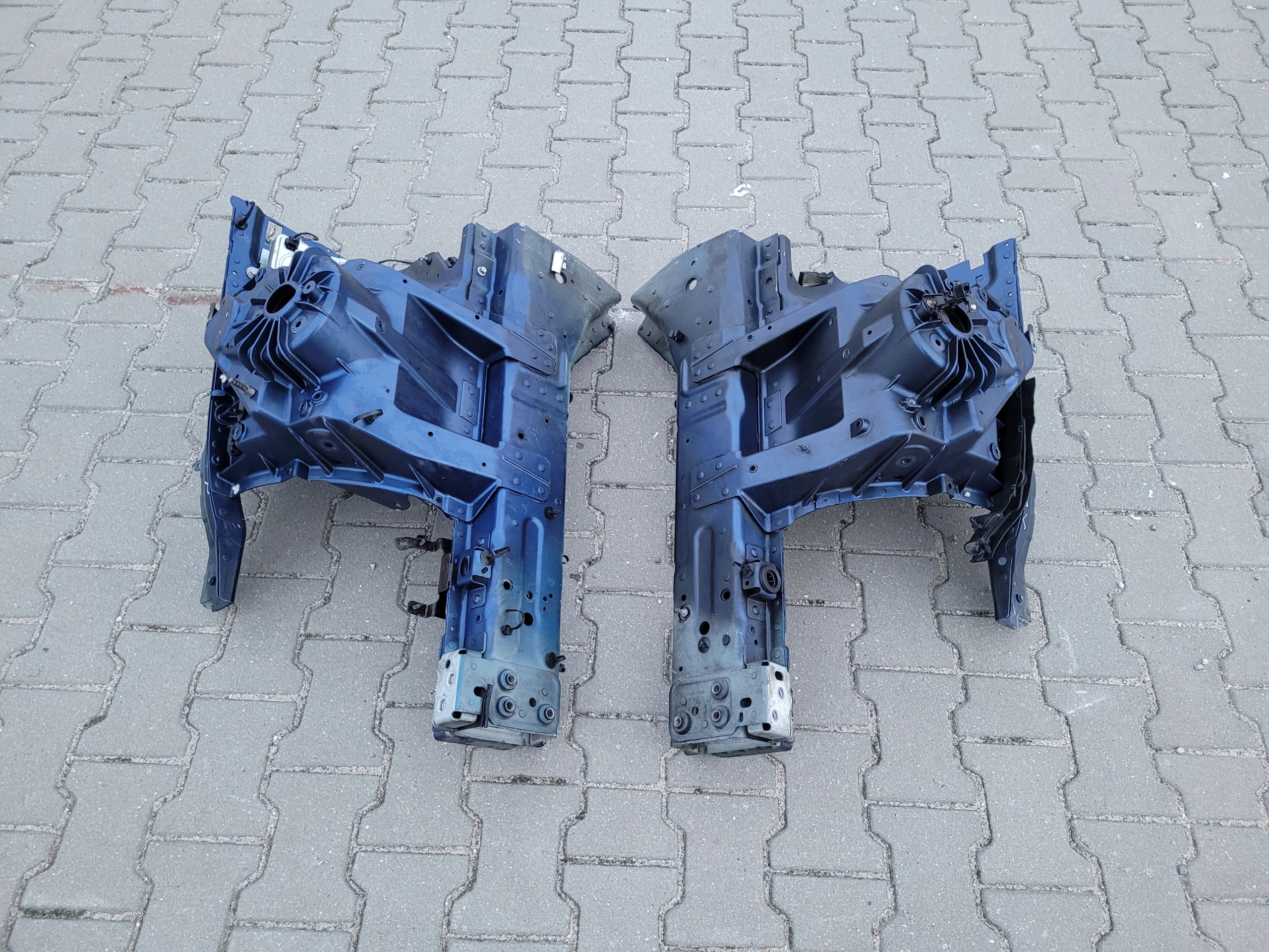 quarter front front right left JAGUAR XE X760 JAC BLUEFIRE