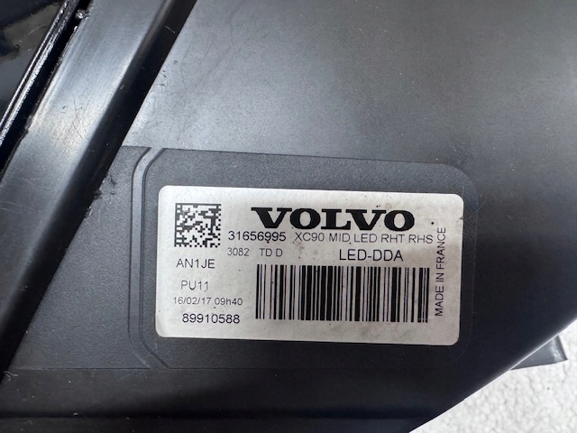 light right Volvo XC90 II Full Led MID LED 2017