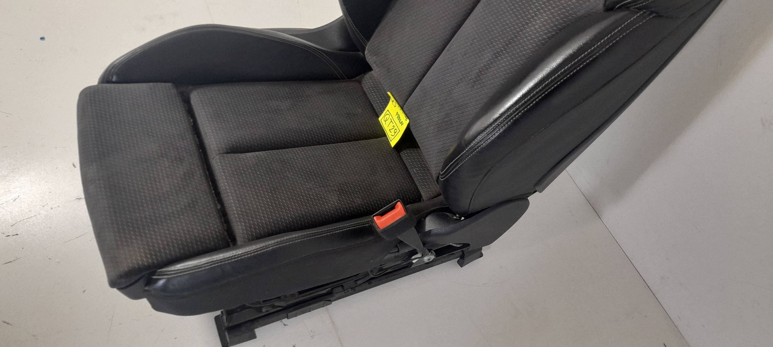 Audi Q5 SQ5 FY 80A S-Line Siège Passegers (QT29)