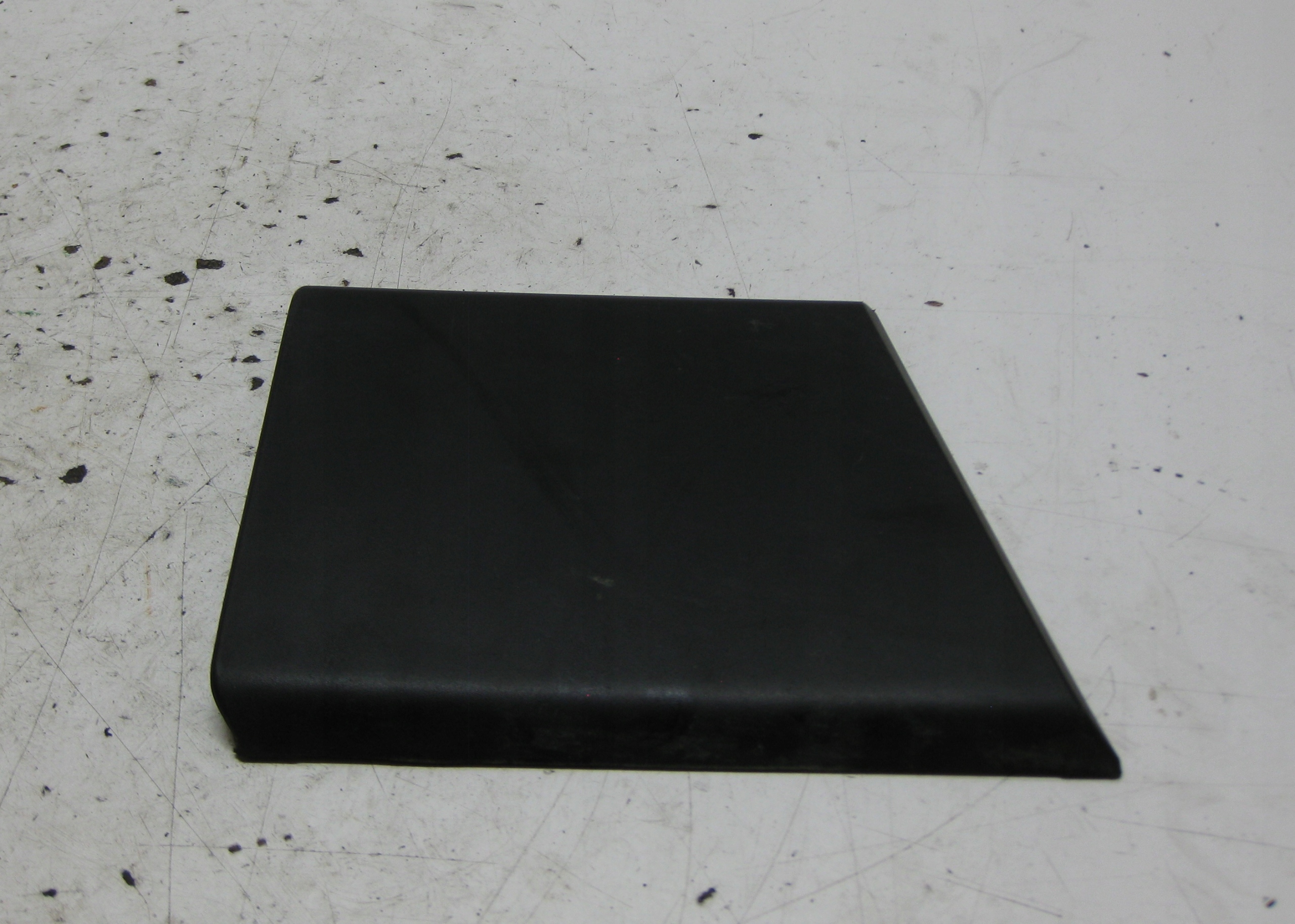 BOXER JUMPER DUCATO 19R moulding side right front 1306893070