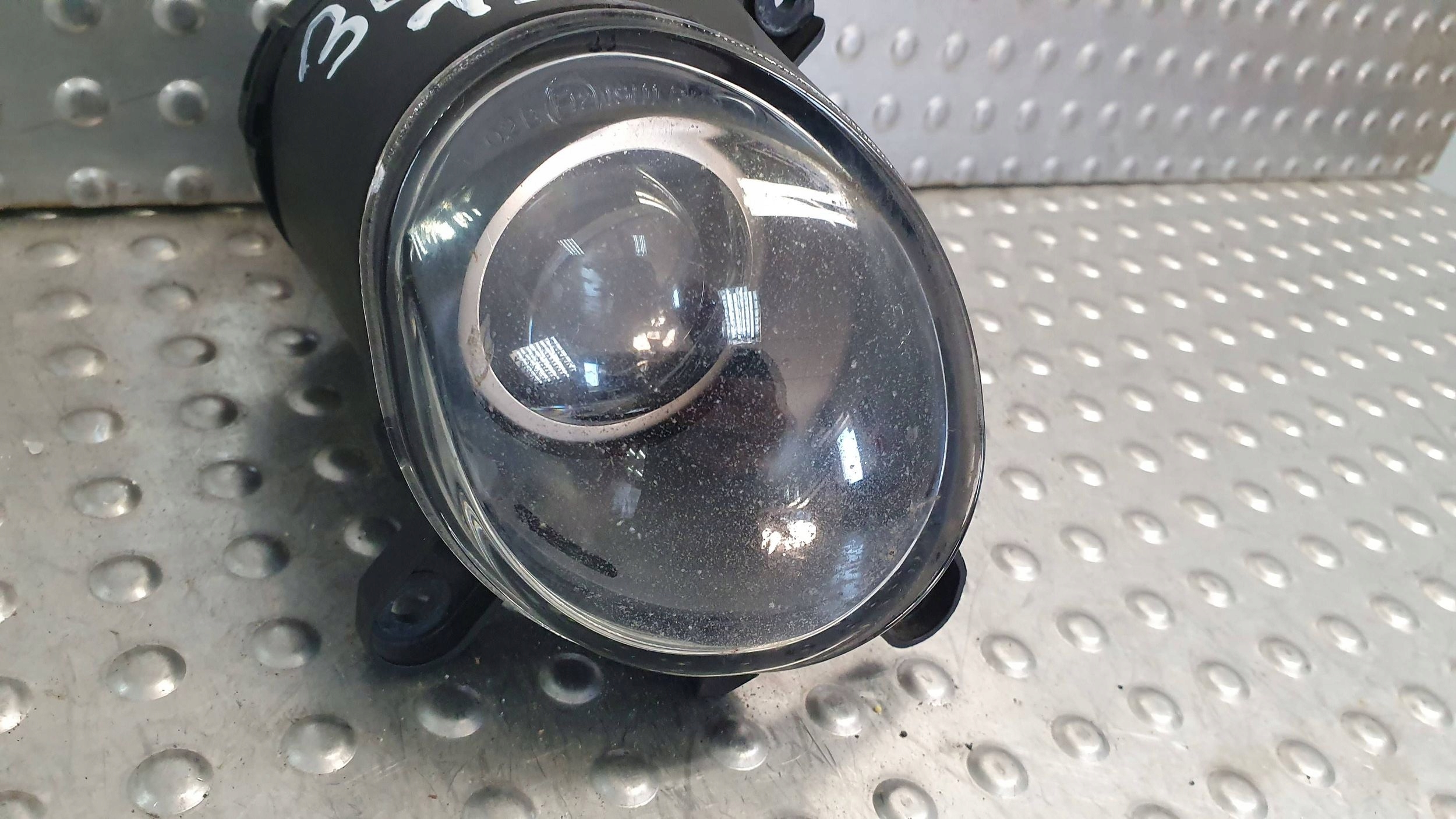 Nebelscheinwerfer rechts VW PASSAT B5 LIFT 00- 3B7941700A