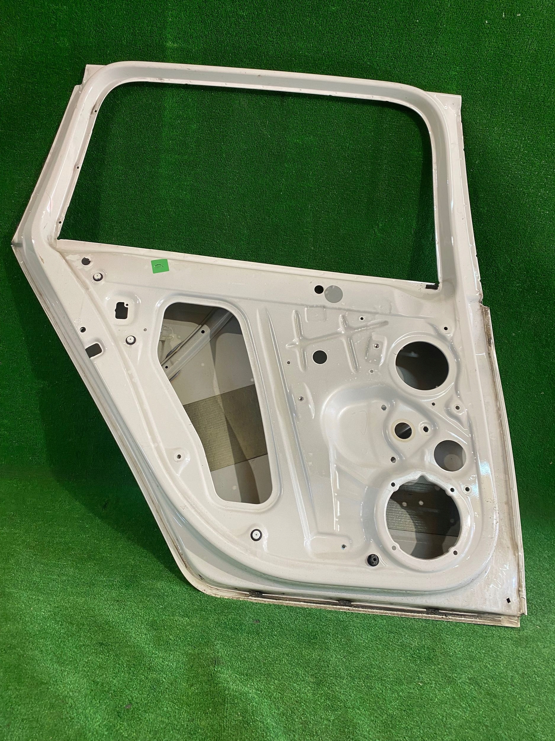 door rear. left left rear part SKODA OCTAVIA III KOMBI