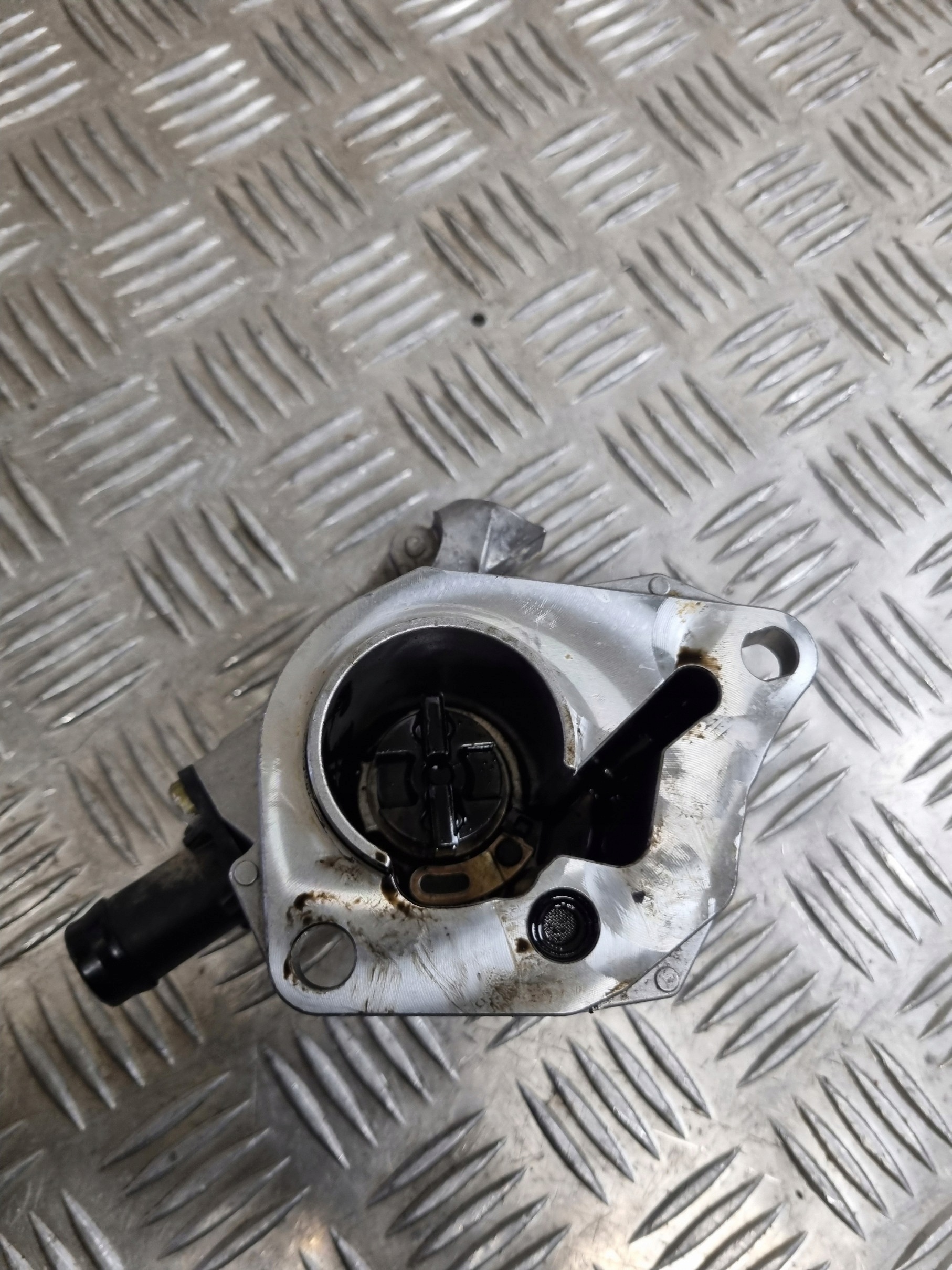 pompa VACUM RENAULT CLIO III 1.5 DCI