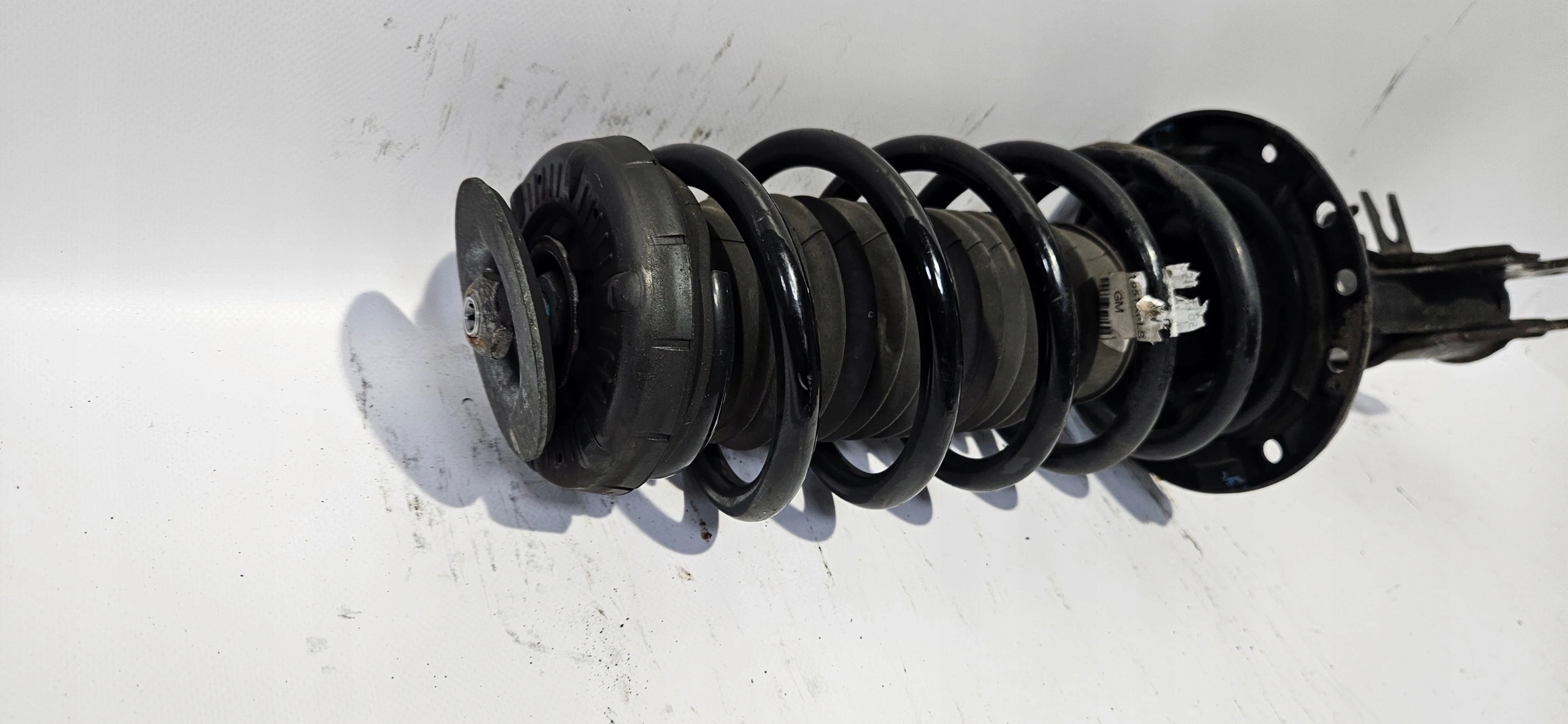 shock absorber right front OPEL MOKKA X TRAX 95320365